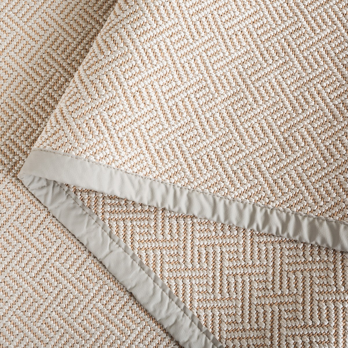 NATURAL / BEIGE