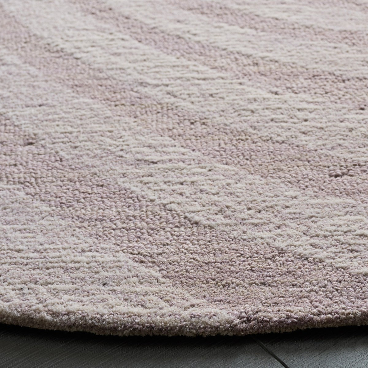 LIGHT LAVENDER / IVORY