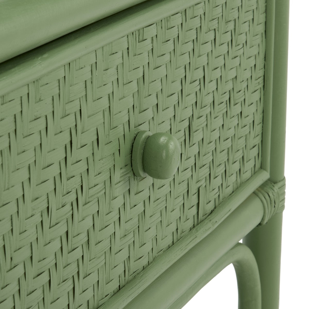 LIGHT GREEN