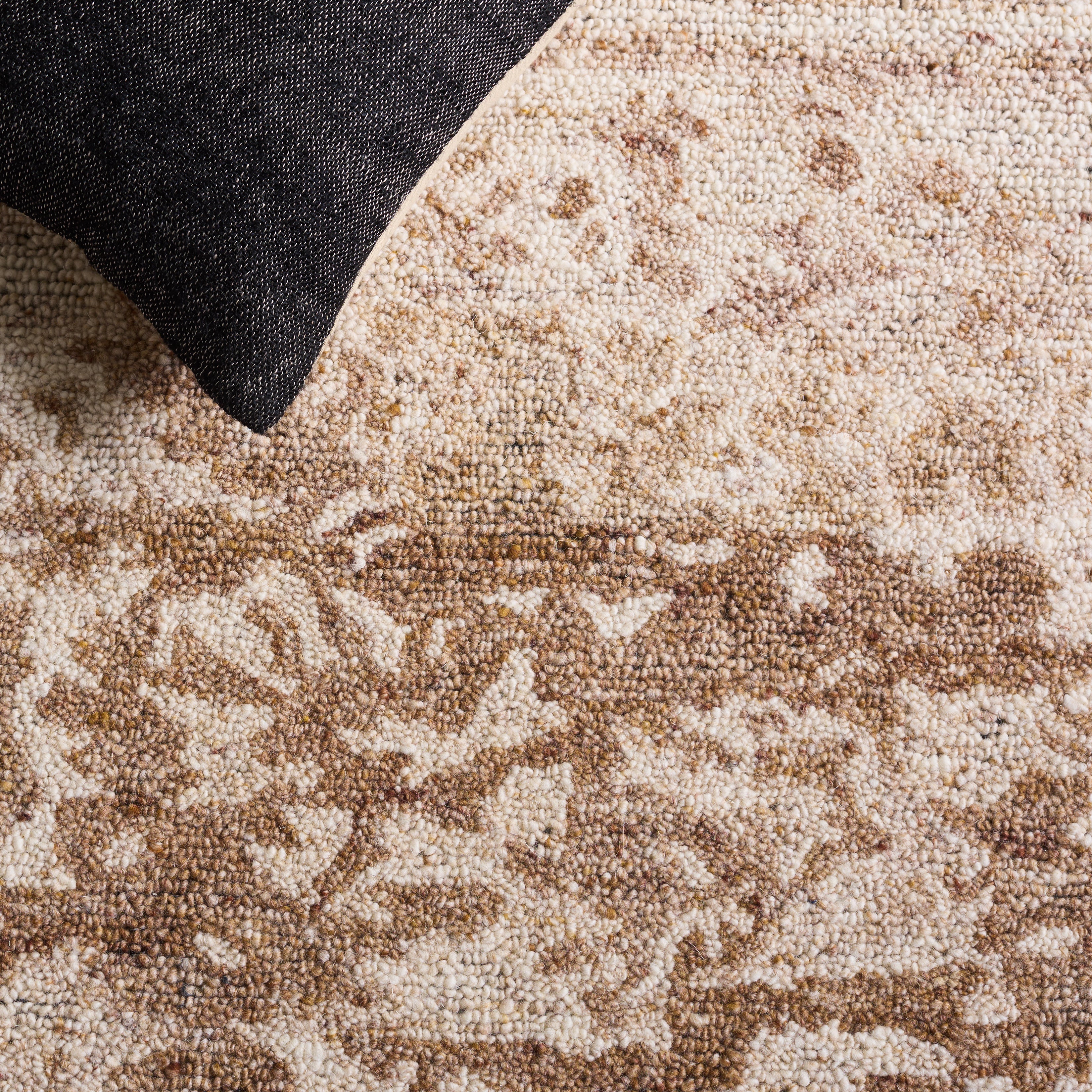 OAKWOOD 103 – NATURAL / BROWN