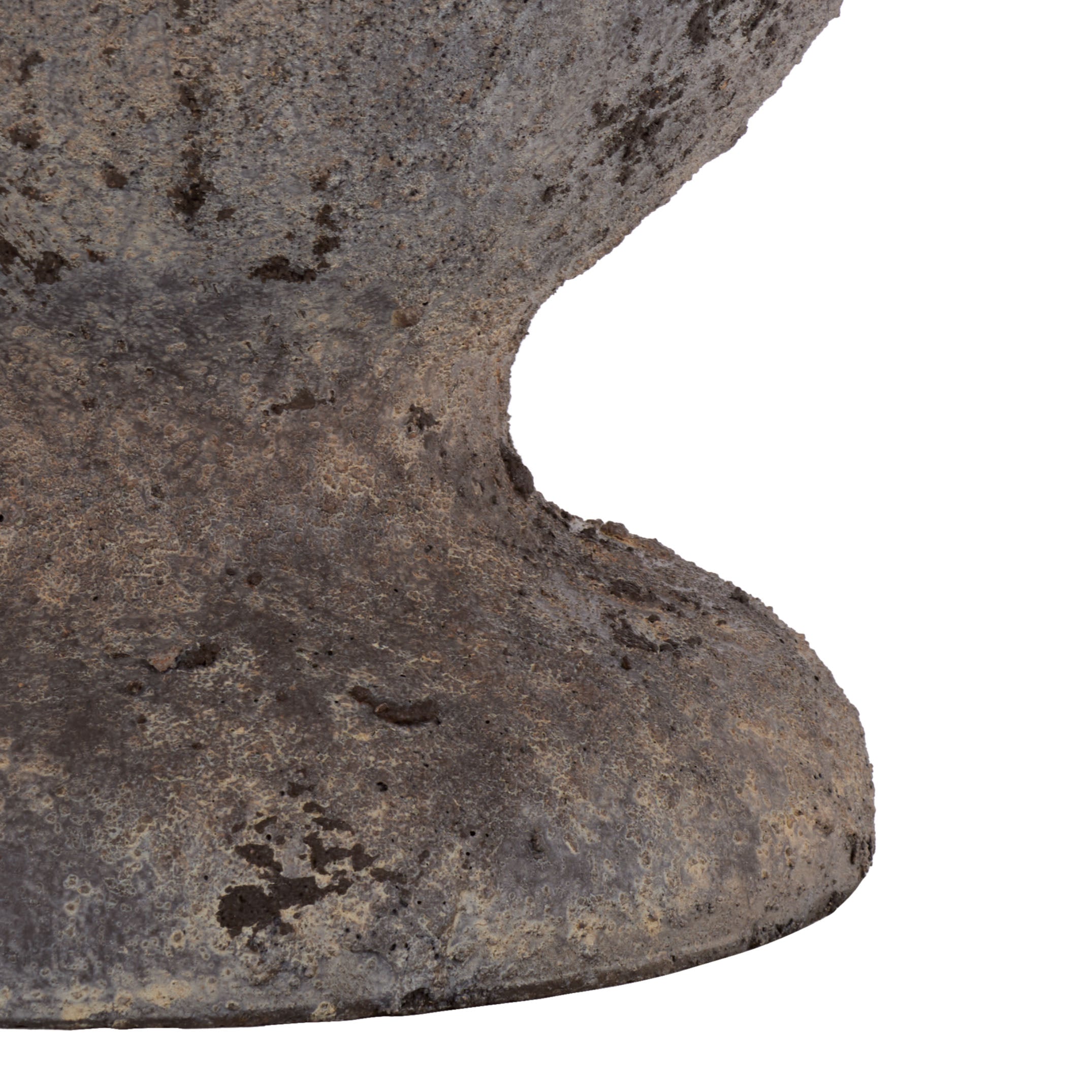 ANTIQUE BROWN