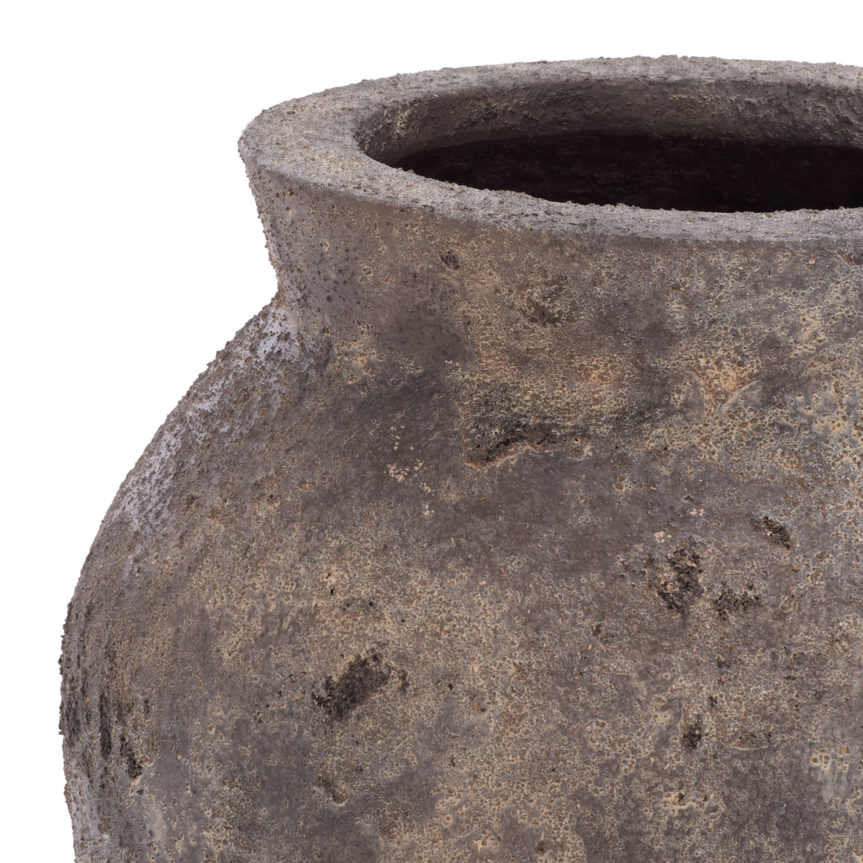 ANTIQUE BROWN