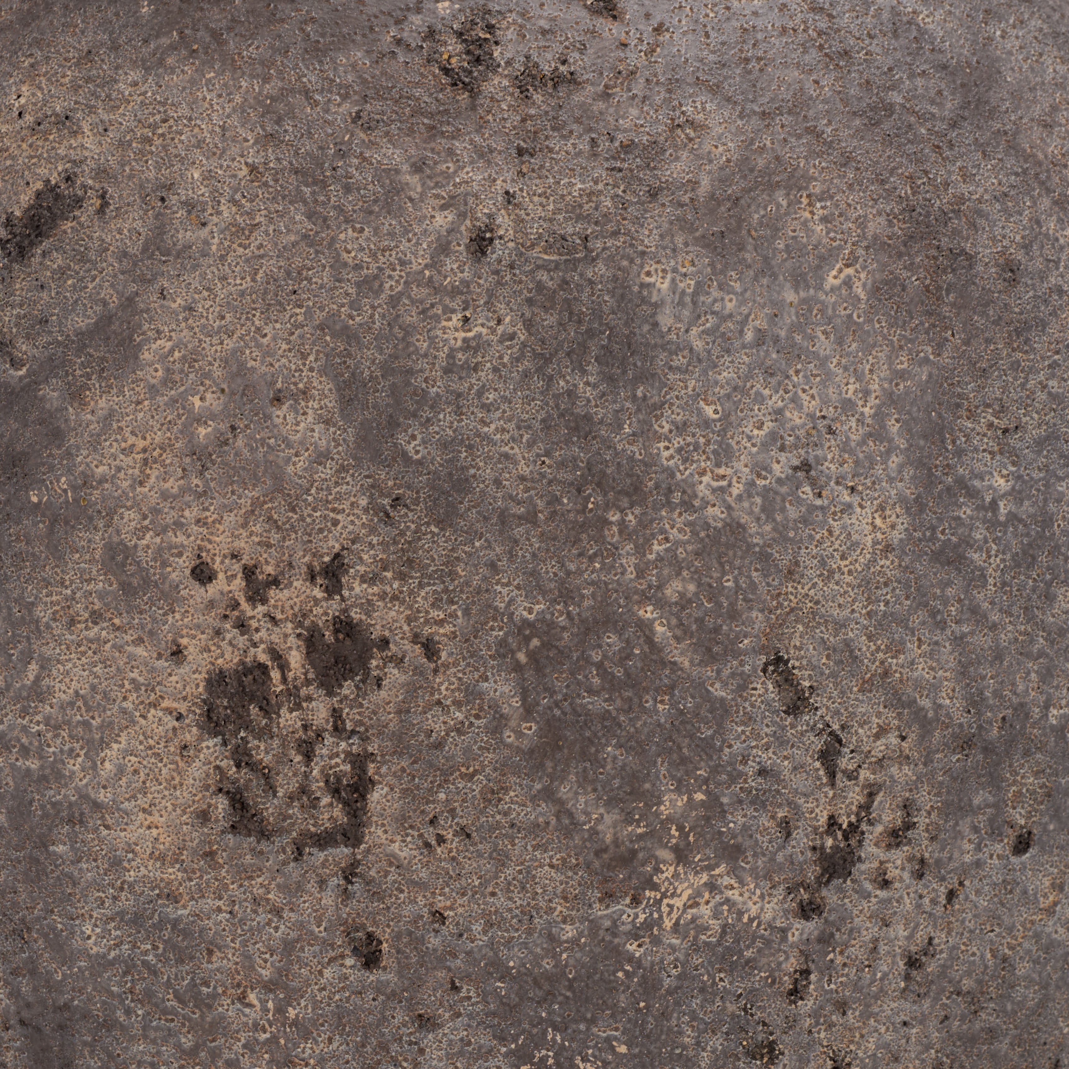 ANTIQUE BROWN