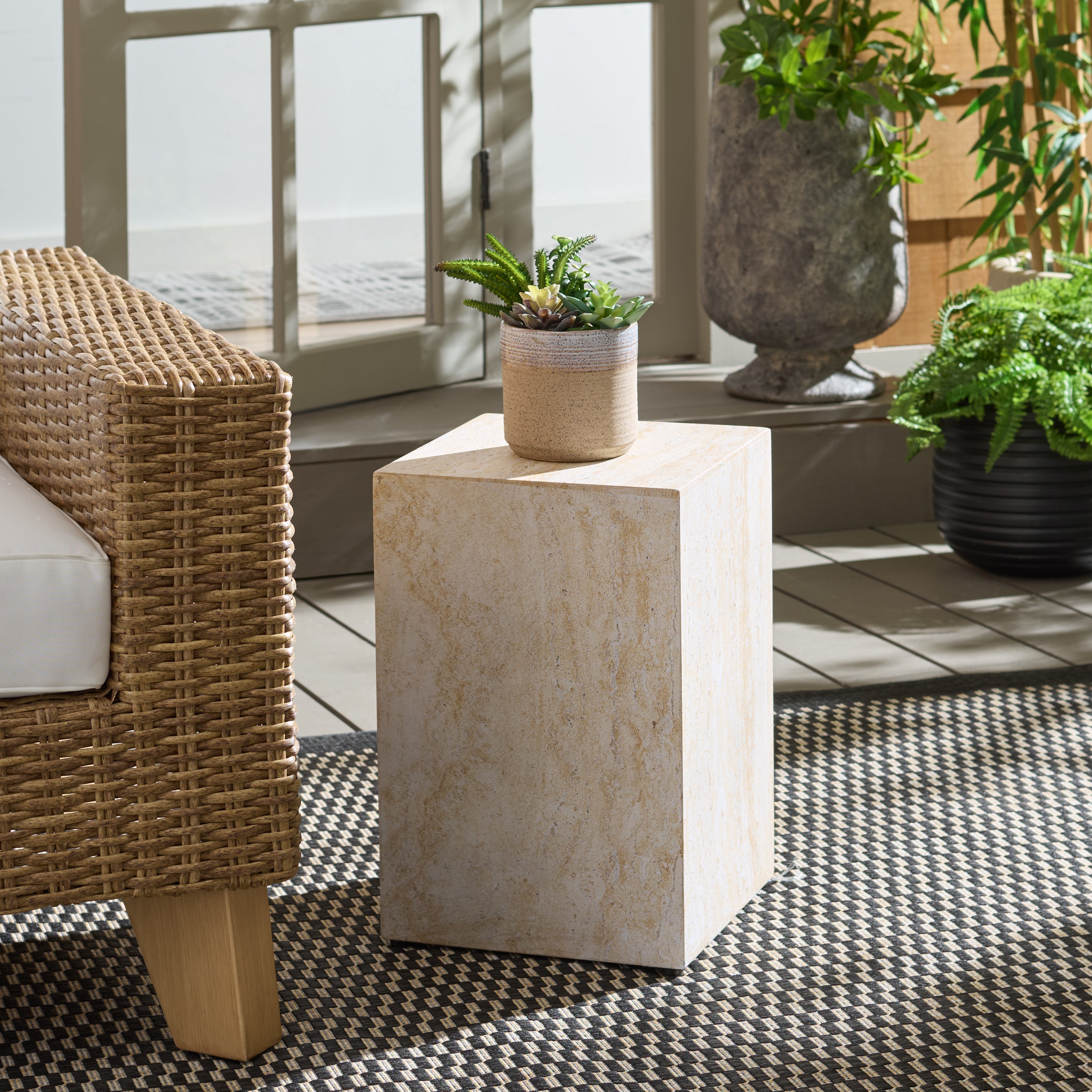 TRAVERTINE