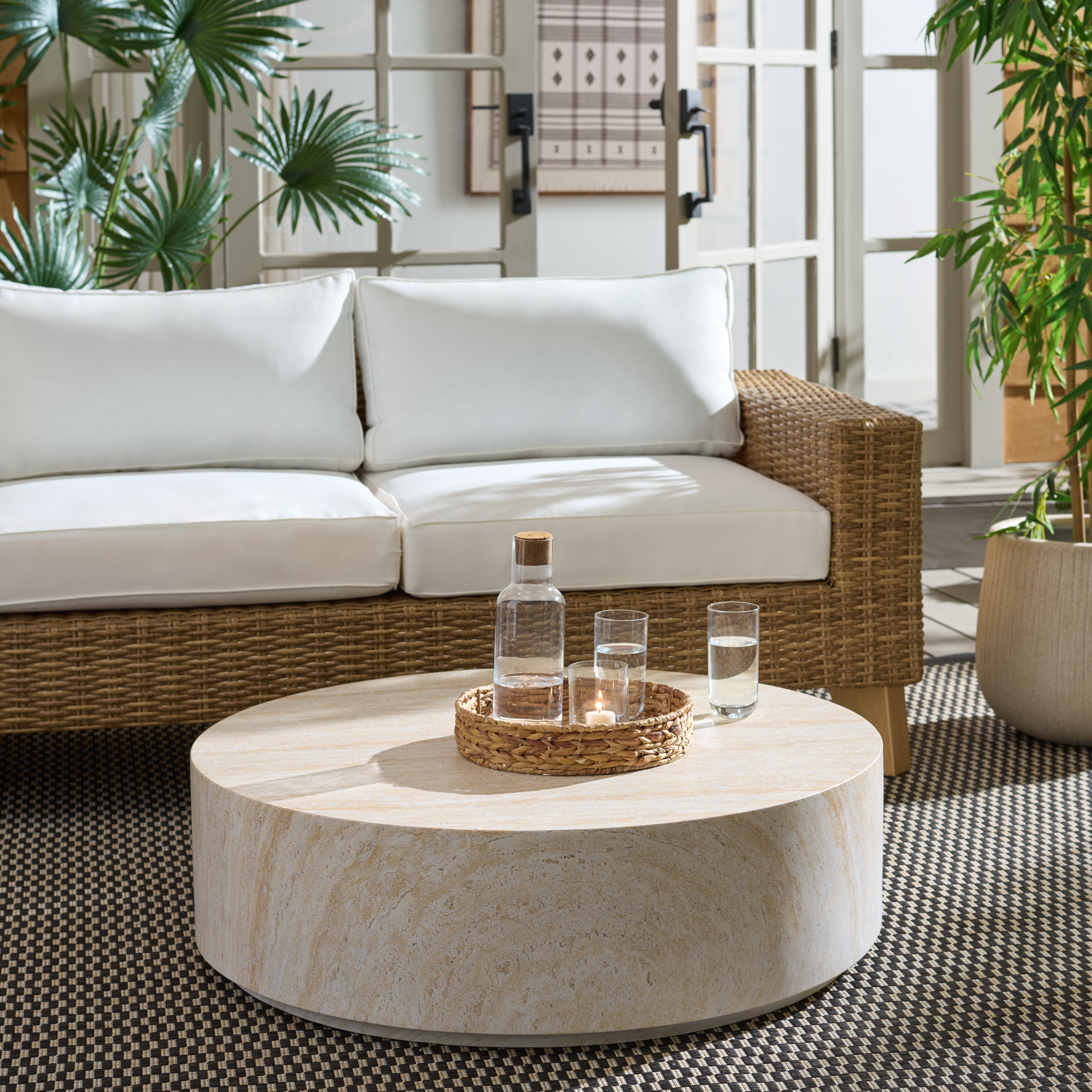TRAVERTINE