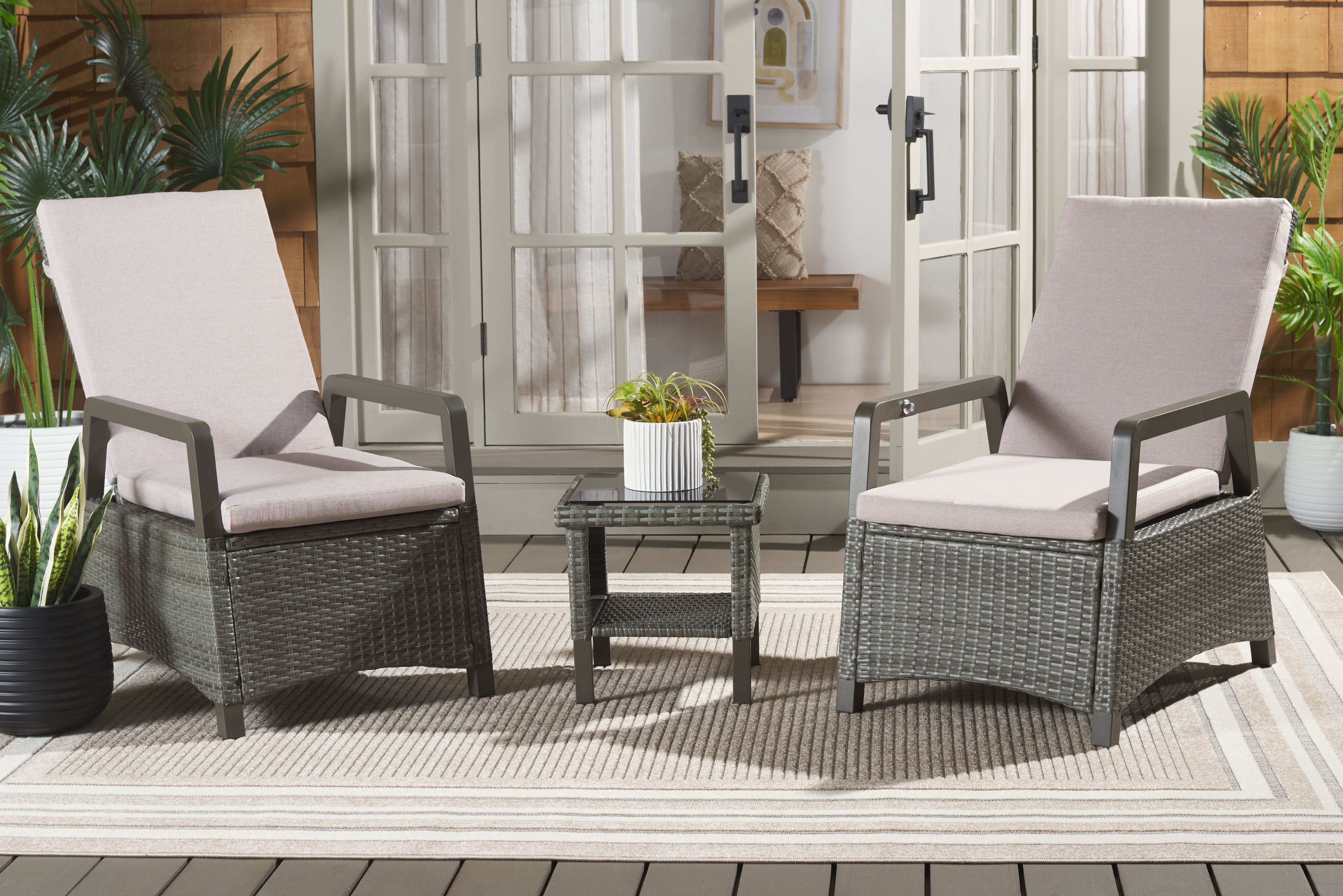 GREY BROWN / LIGHT GREY