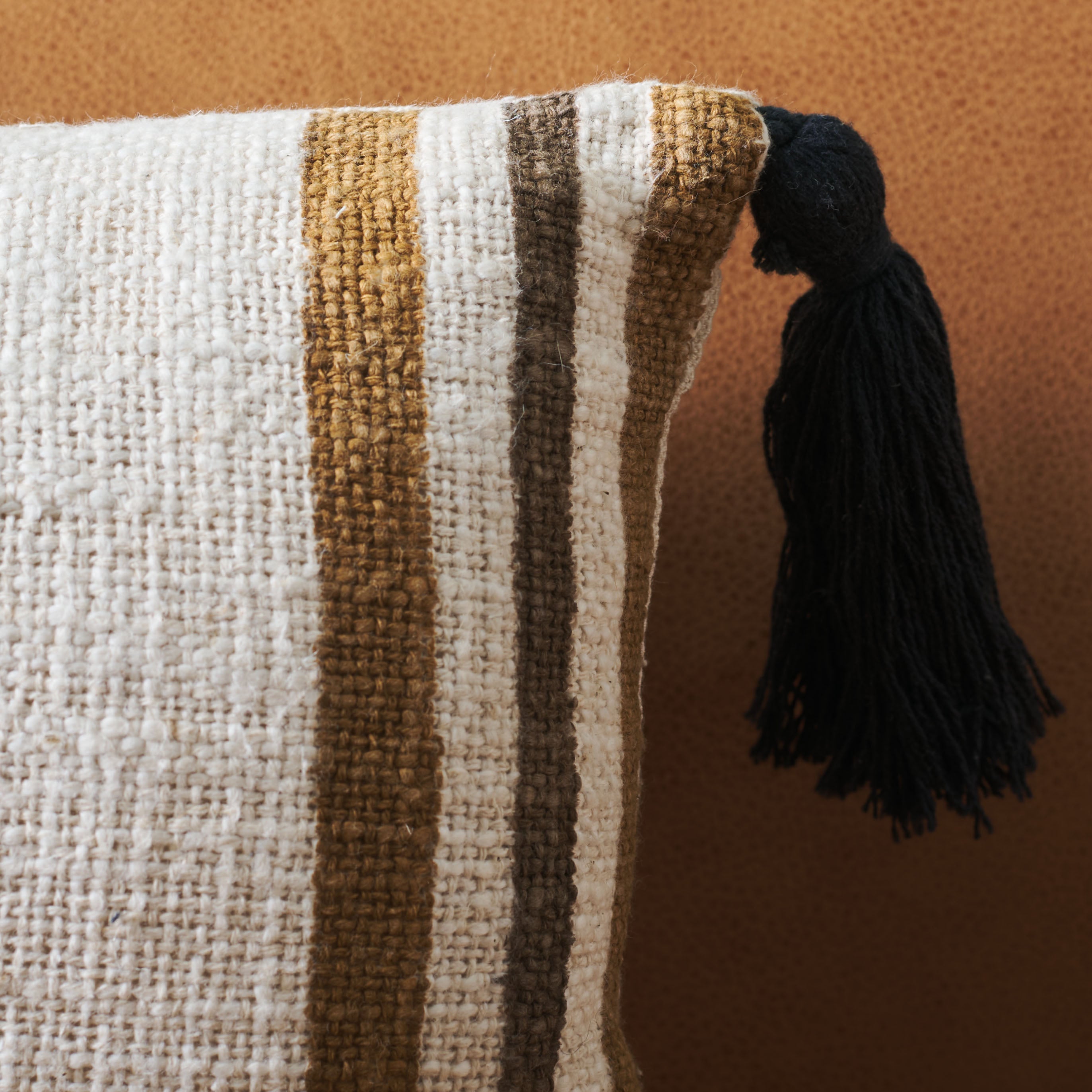 BROWN / CAMEL
