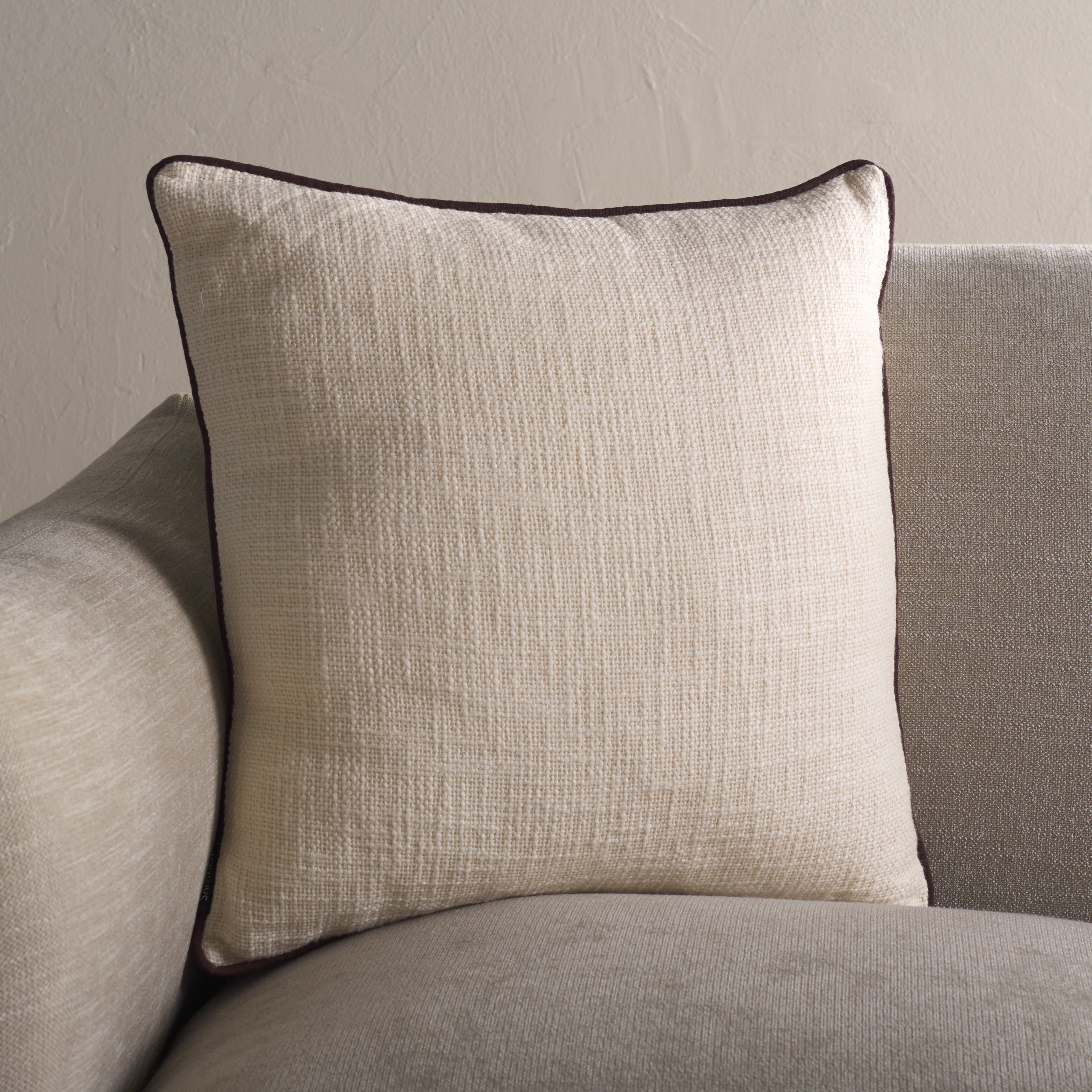 Ivory / Brown 1818