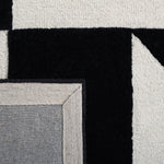 RUST / BLACK