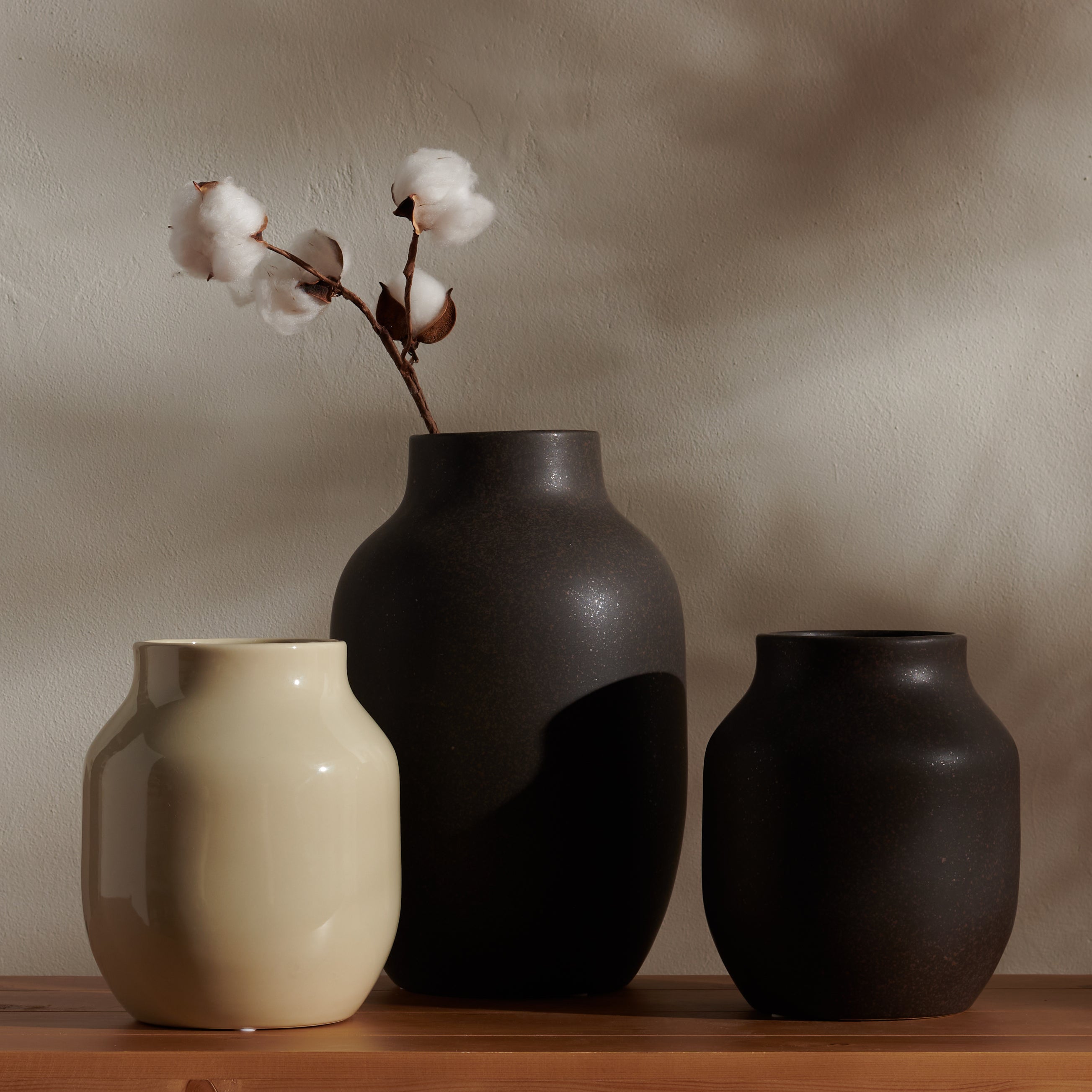 CHARCOAL / BEIGE