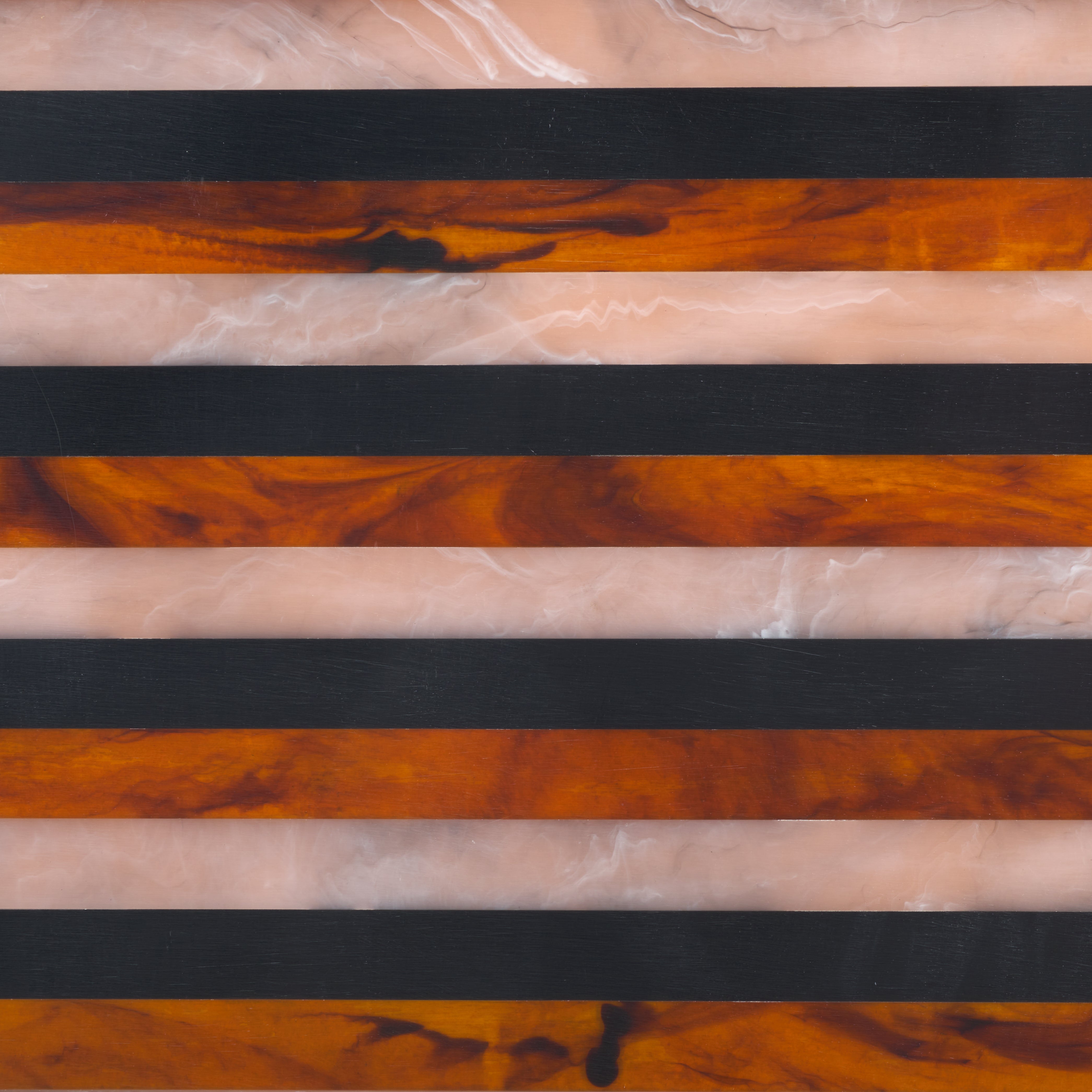 BLACK / BROWN