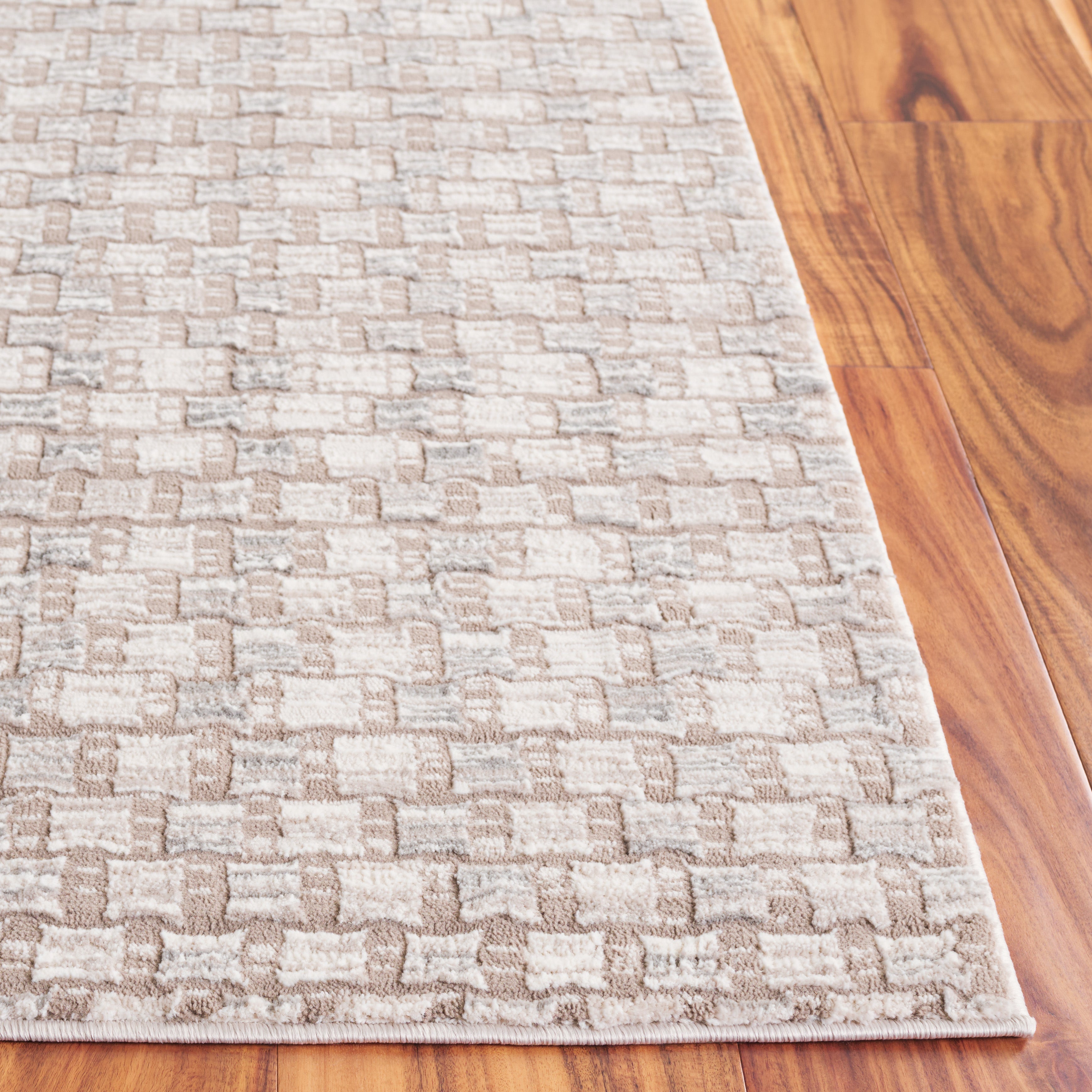 REVIVE 118 – IVORY / TAUPE