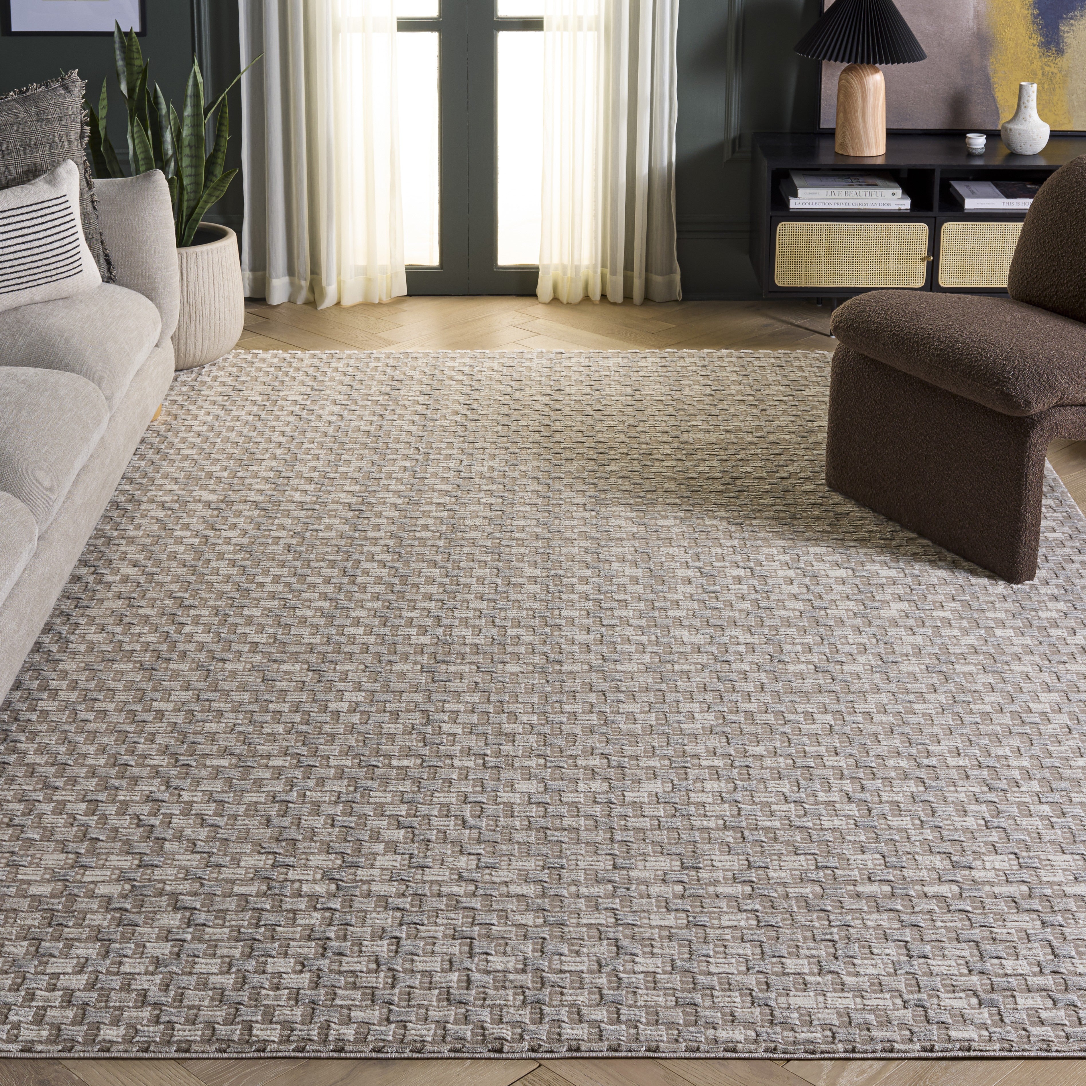 REVIVE 118 – IVORY / TAUPE