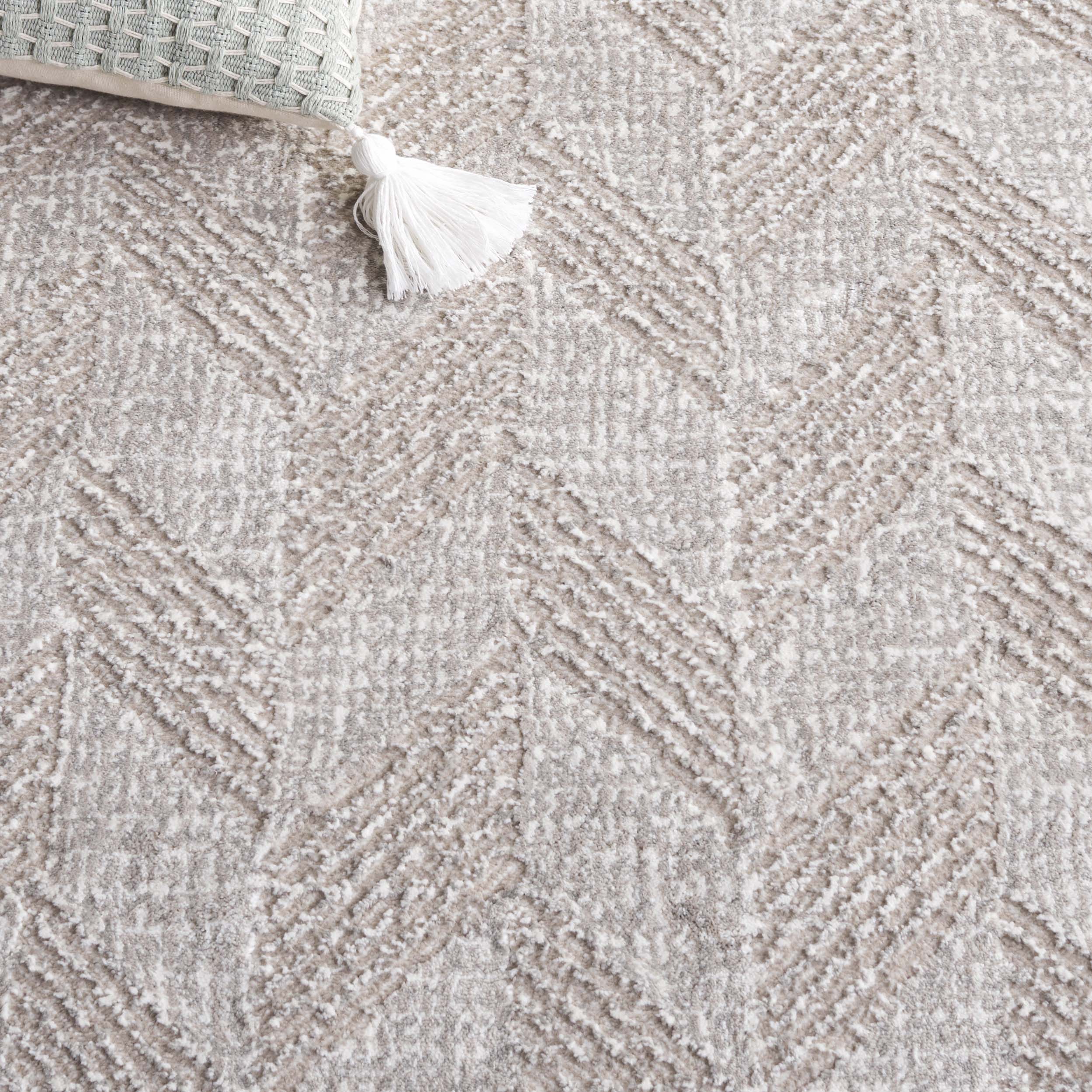 REVIVE 122 – TAUPE / IVORY