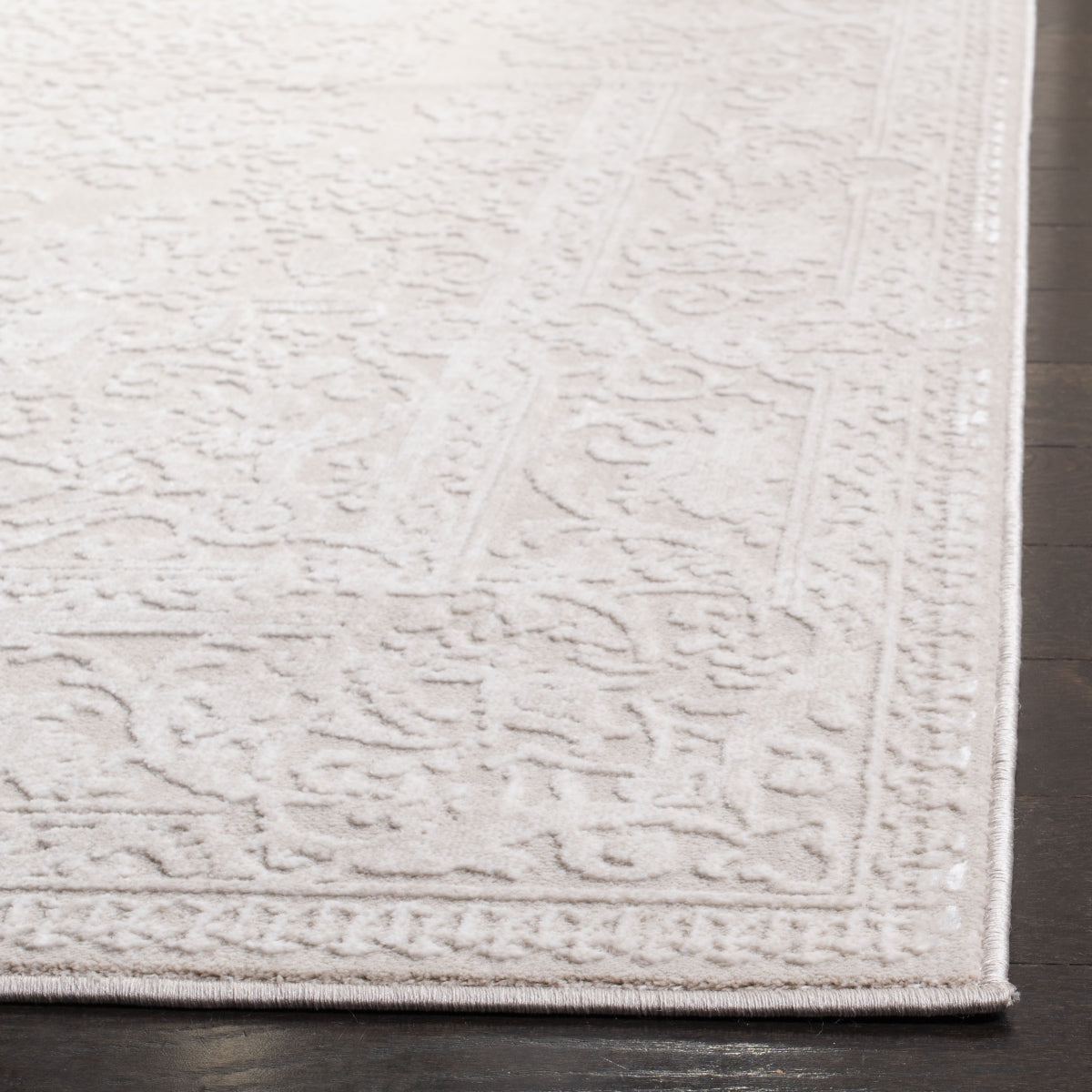 CREME / IVORY