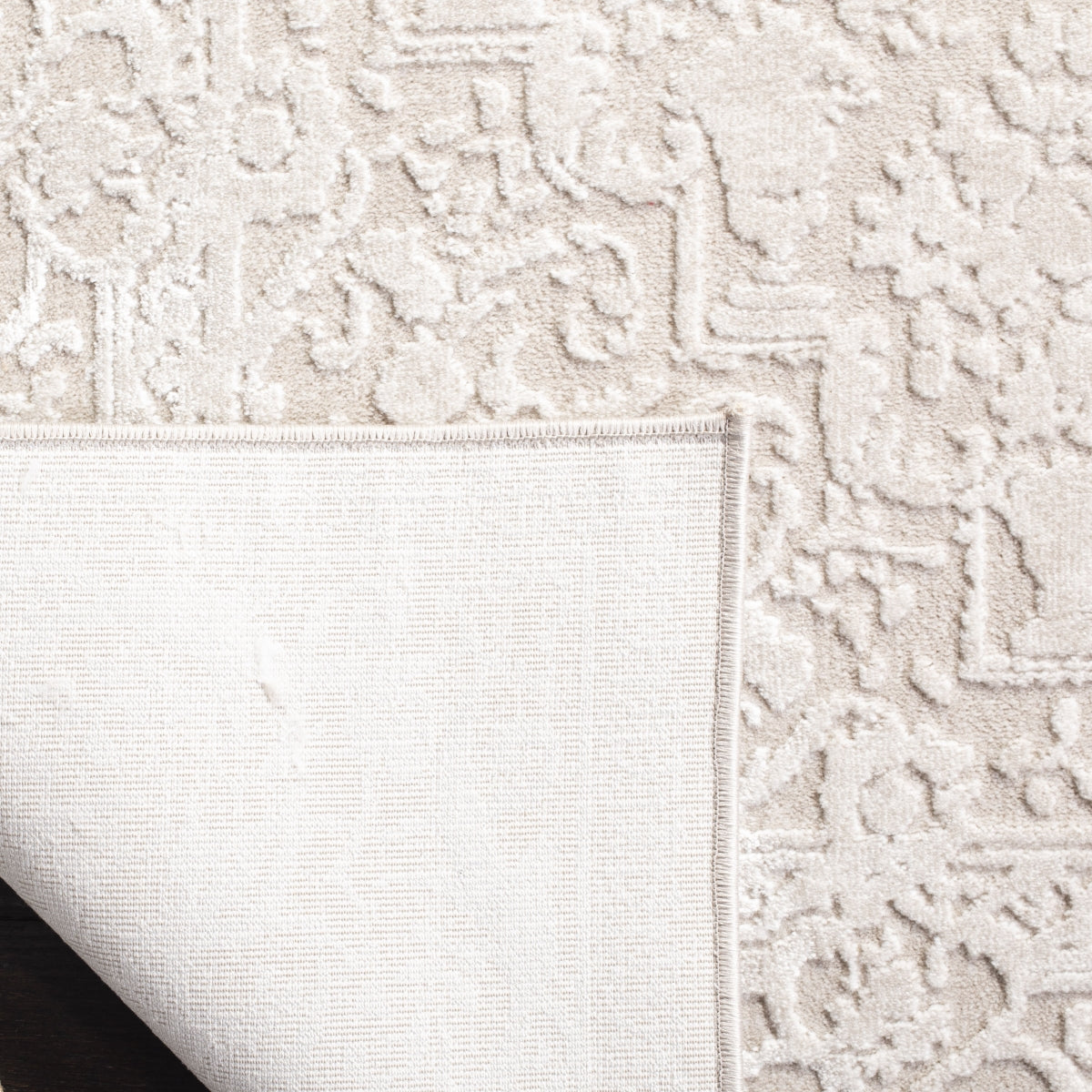 CREME / IVORY