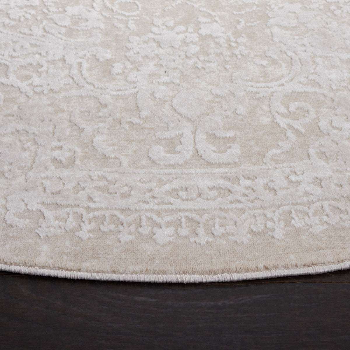 CREME / IVORY