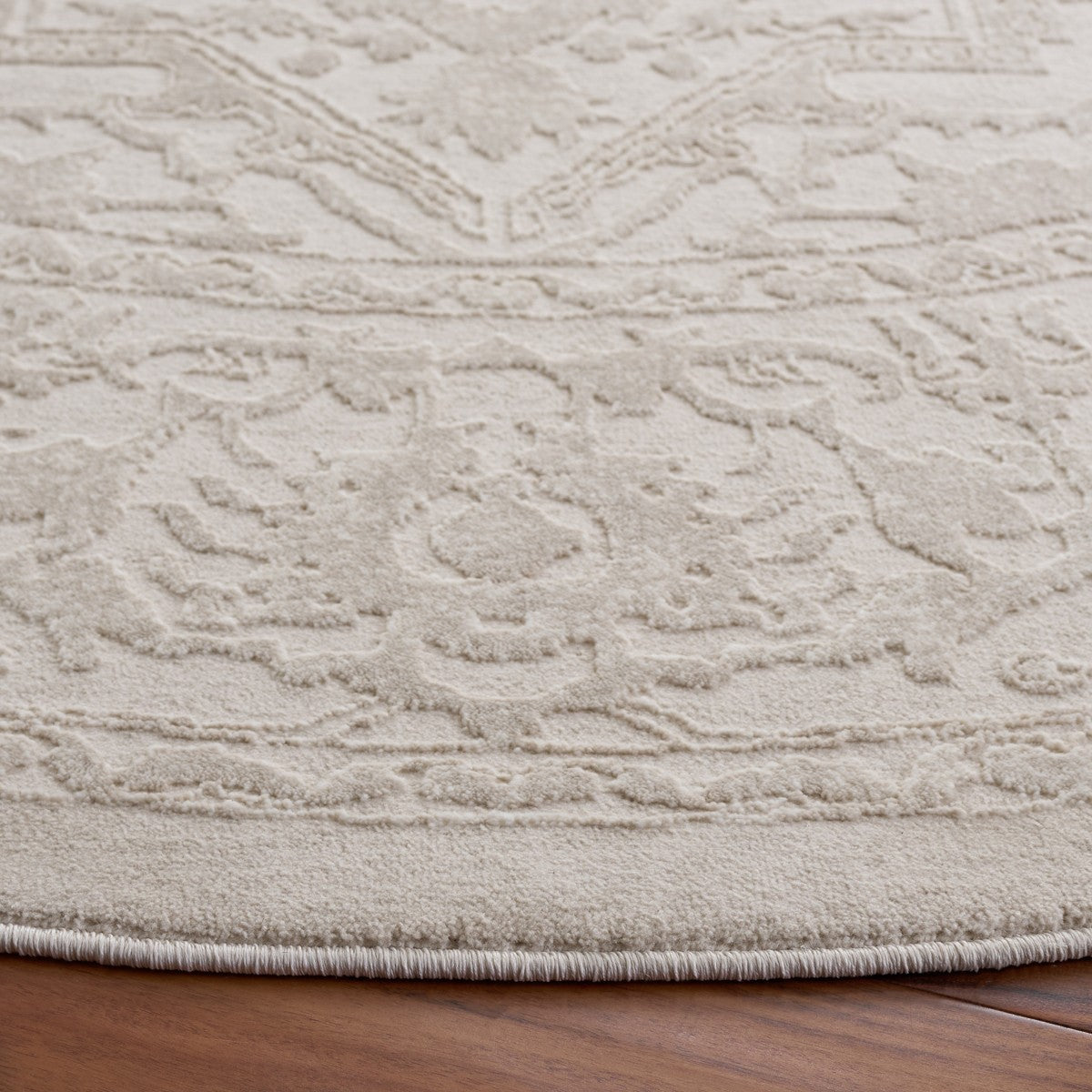 IVORY / WHITE