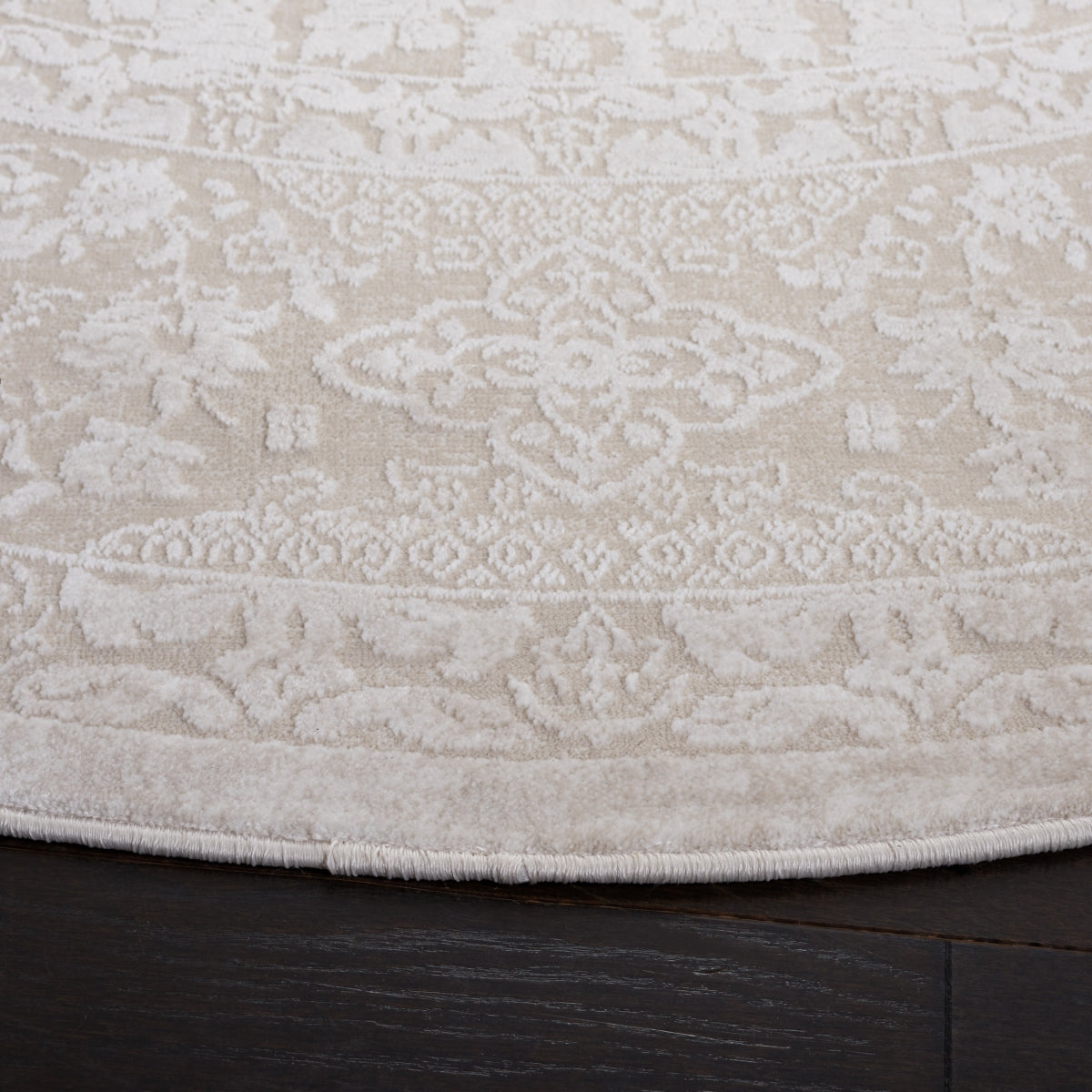 CREME / IVORY