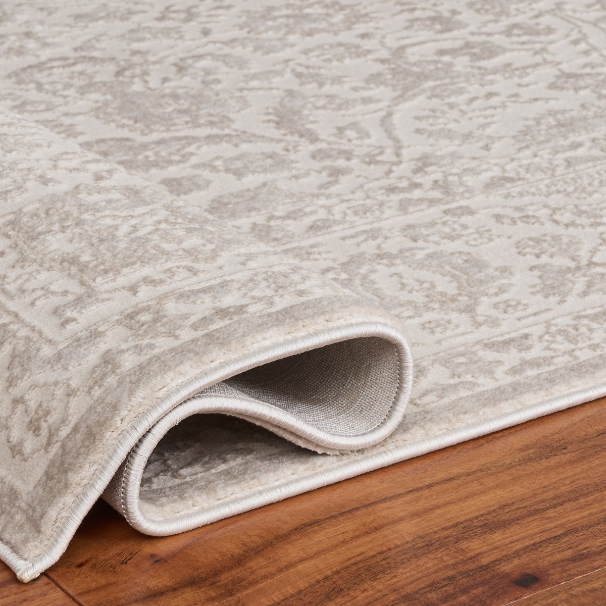 IVORY / WHITE