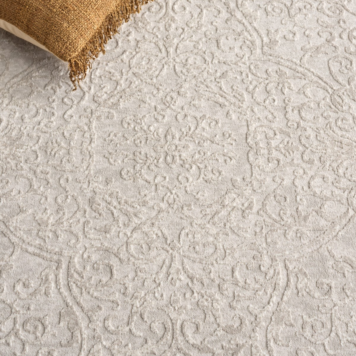 IVORY / BEIGE