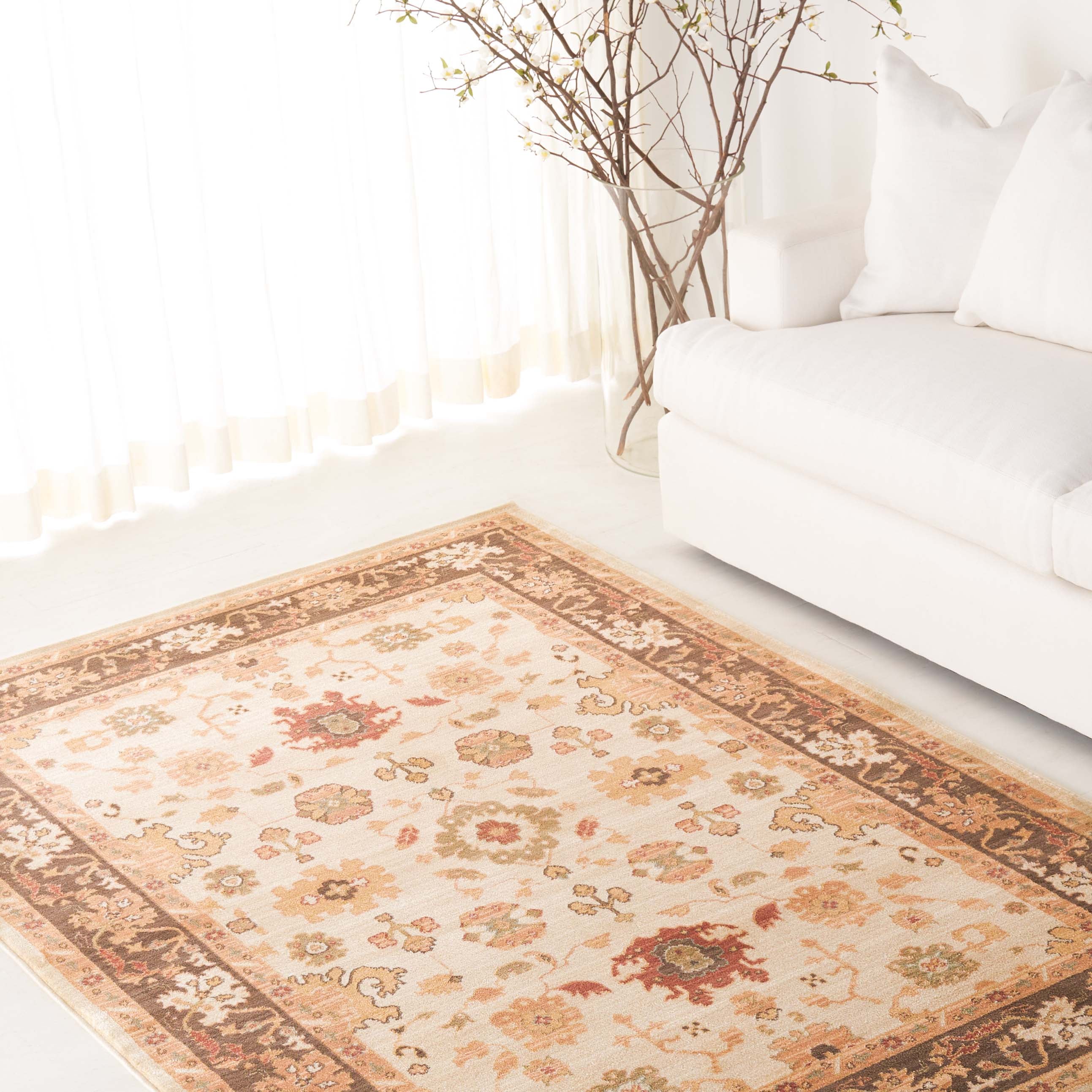 CREME / BROWN