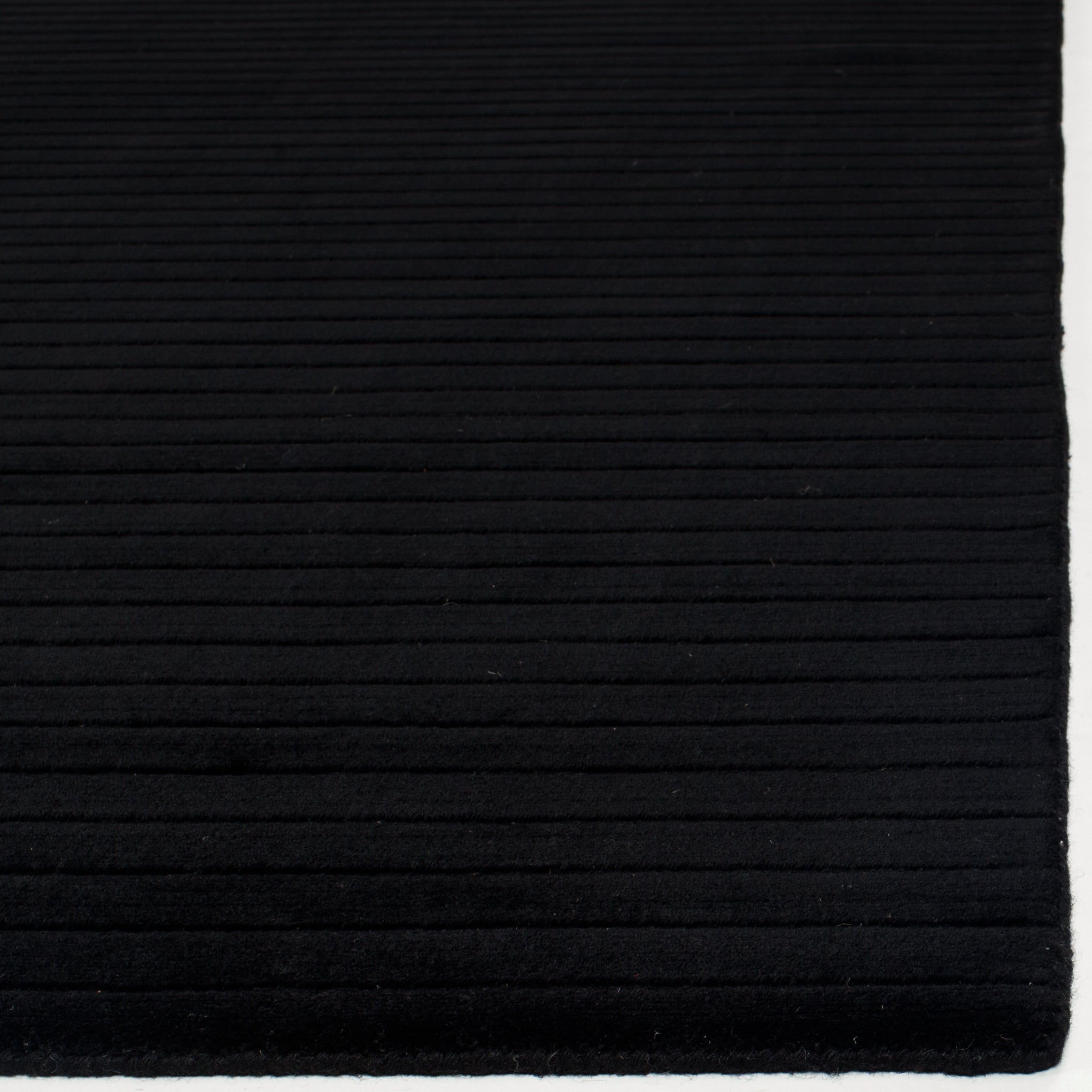 RACING BLACK