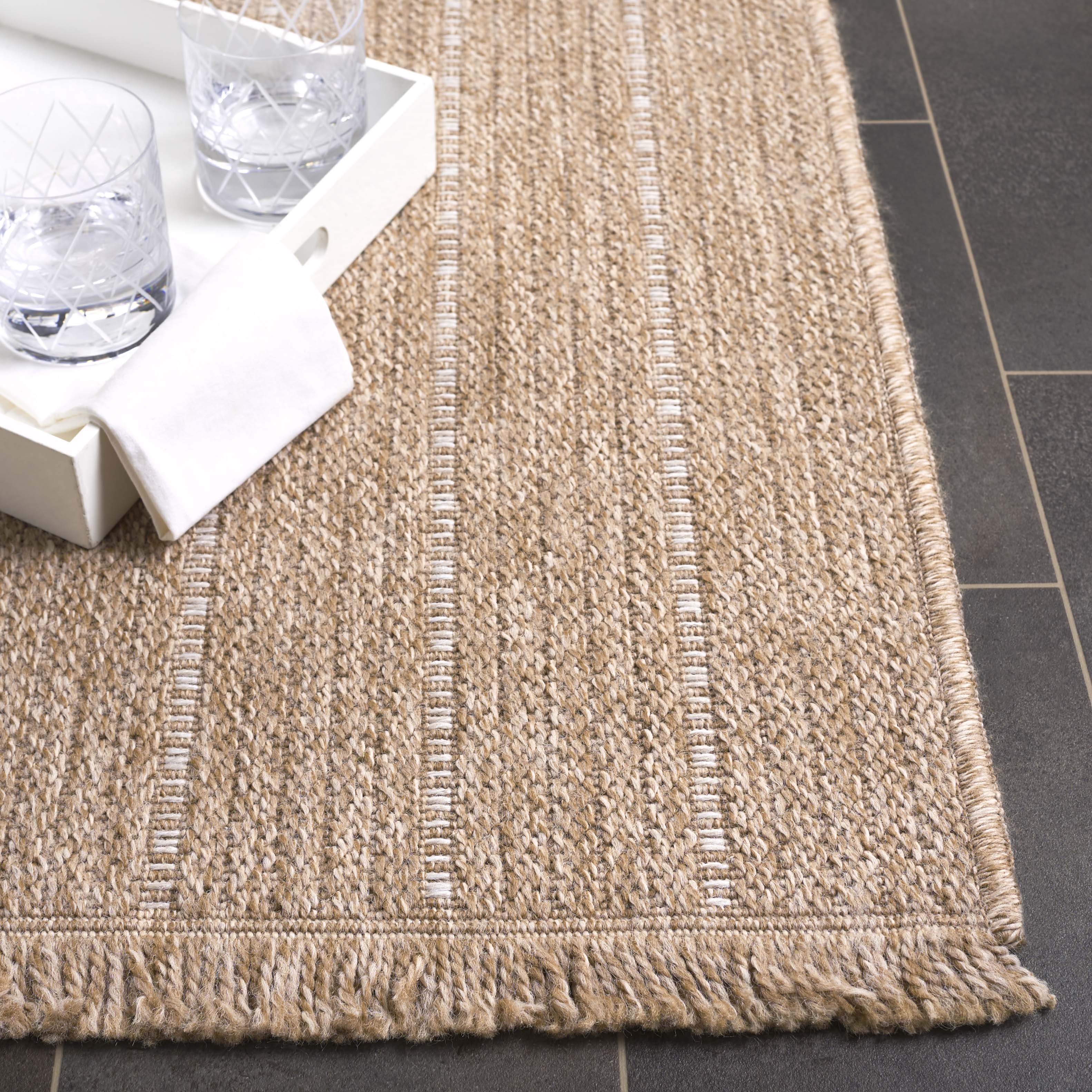 RETREAT 250 NATURAL / IVORY