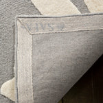 GREY / IVORY