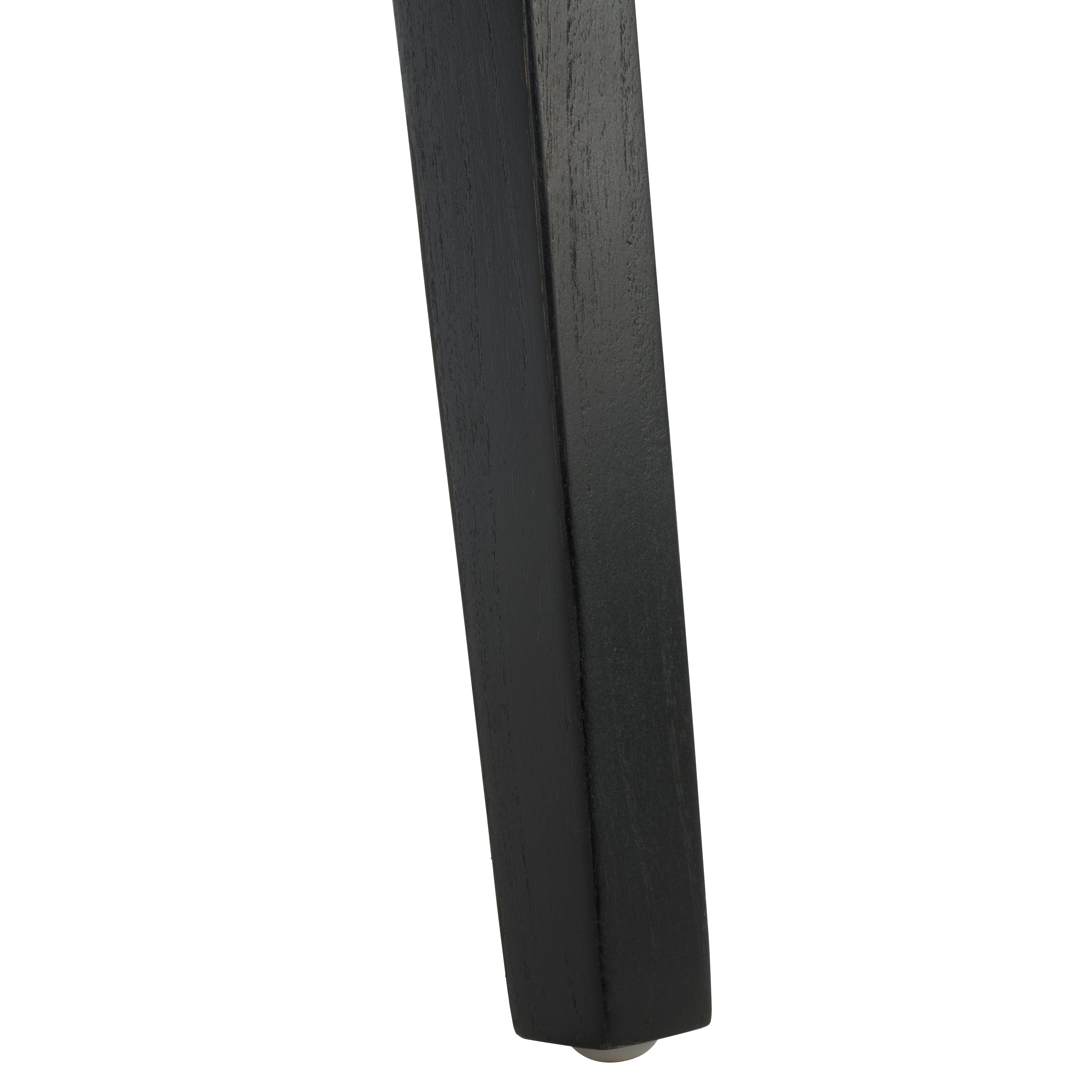 BLACK / BLACK