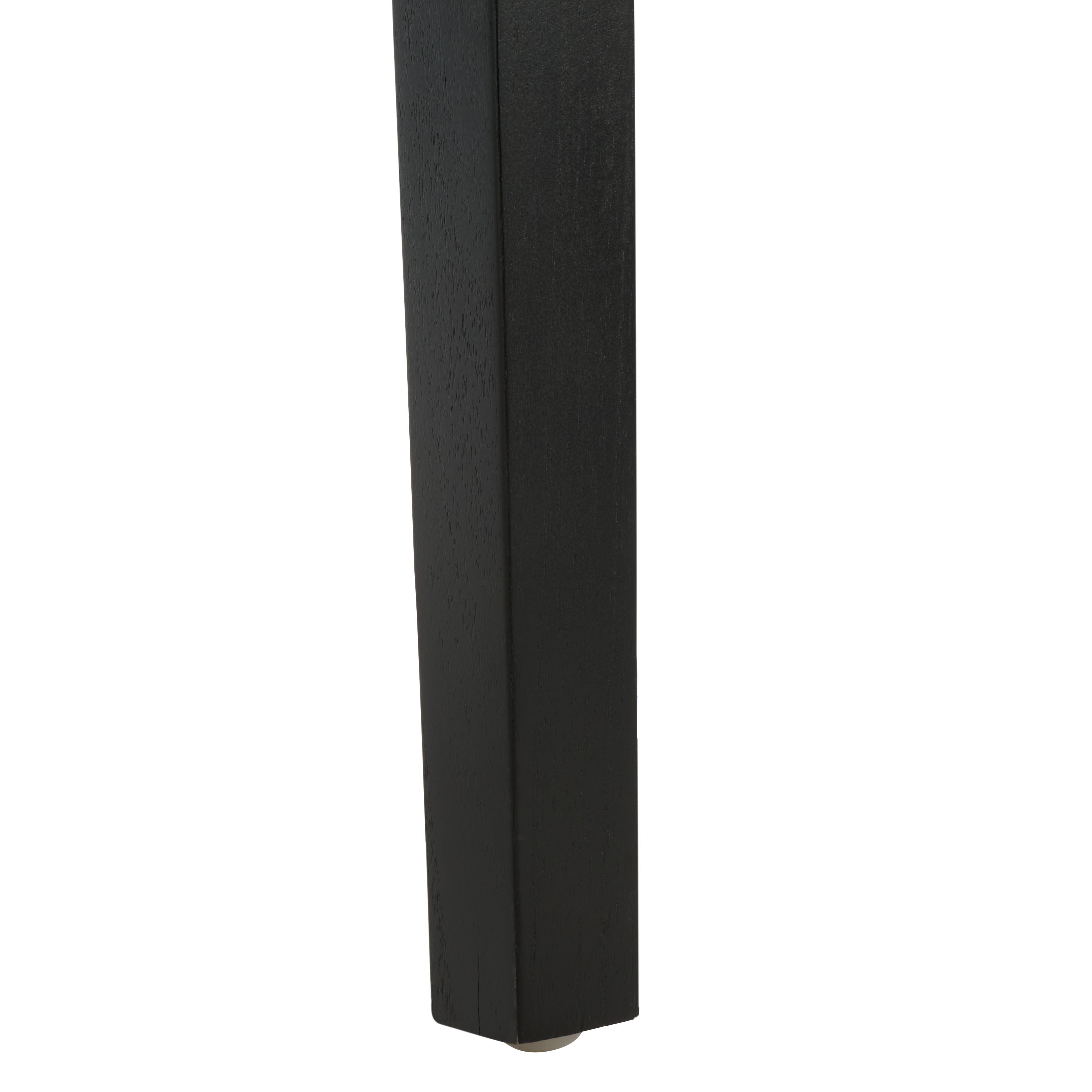BLACK / BLACK