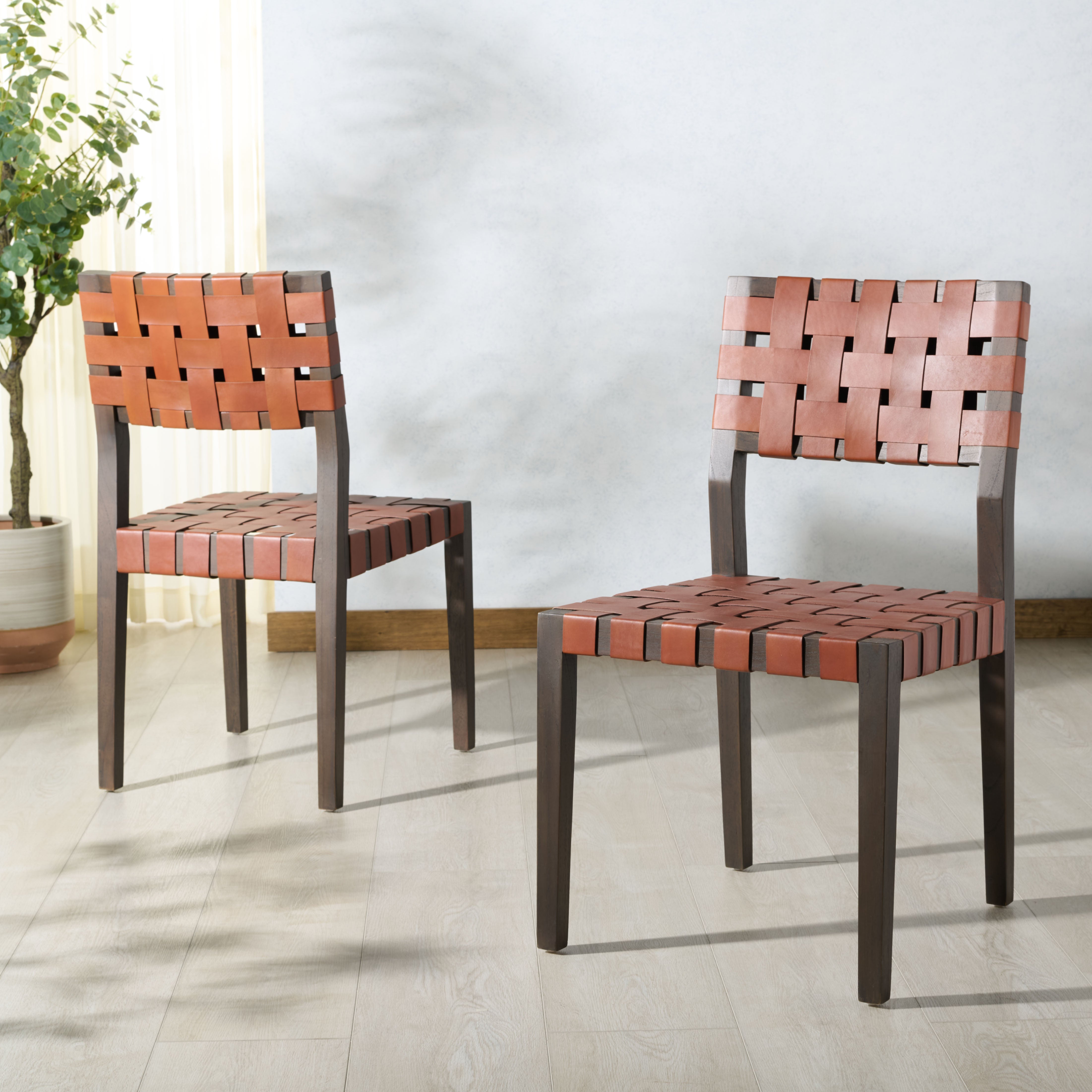 BROWN / WALNUT