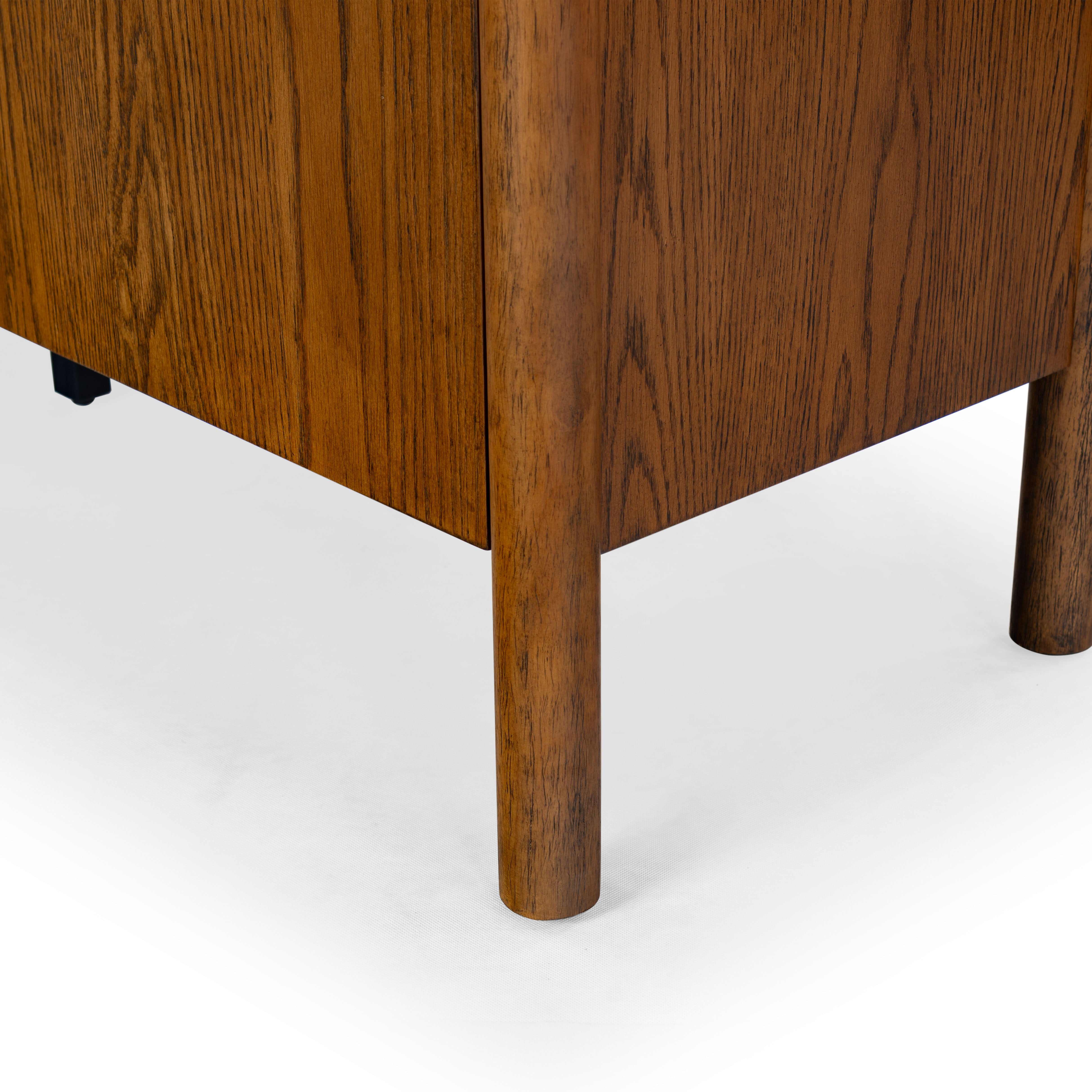 Medium Oak