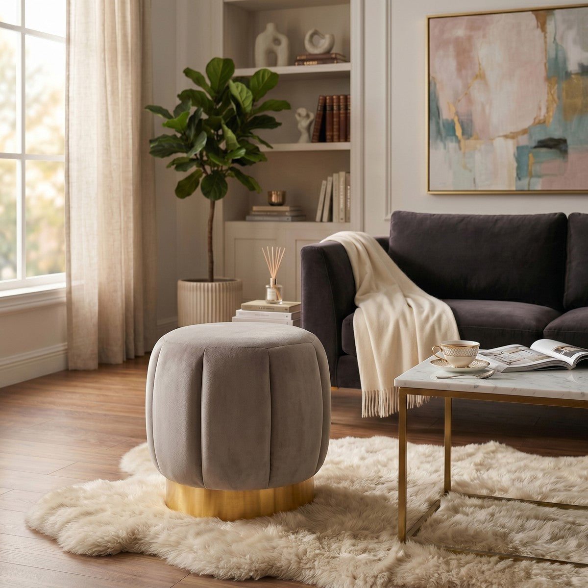 PALE TAUPE / GOLD