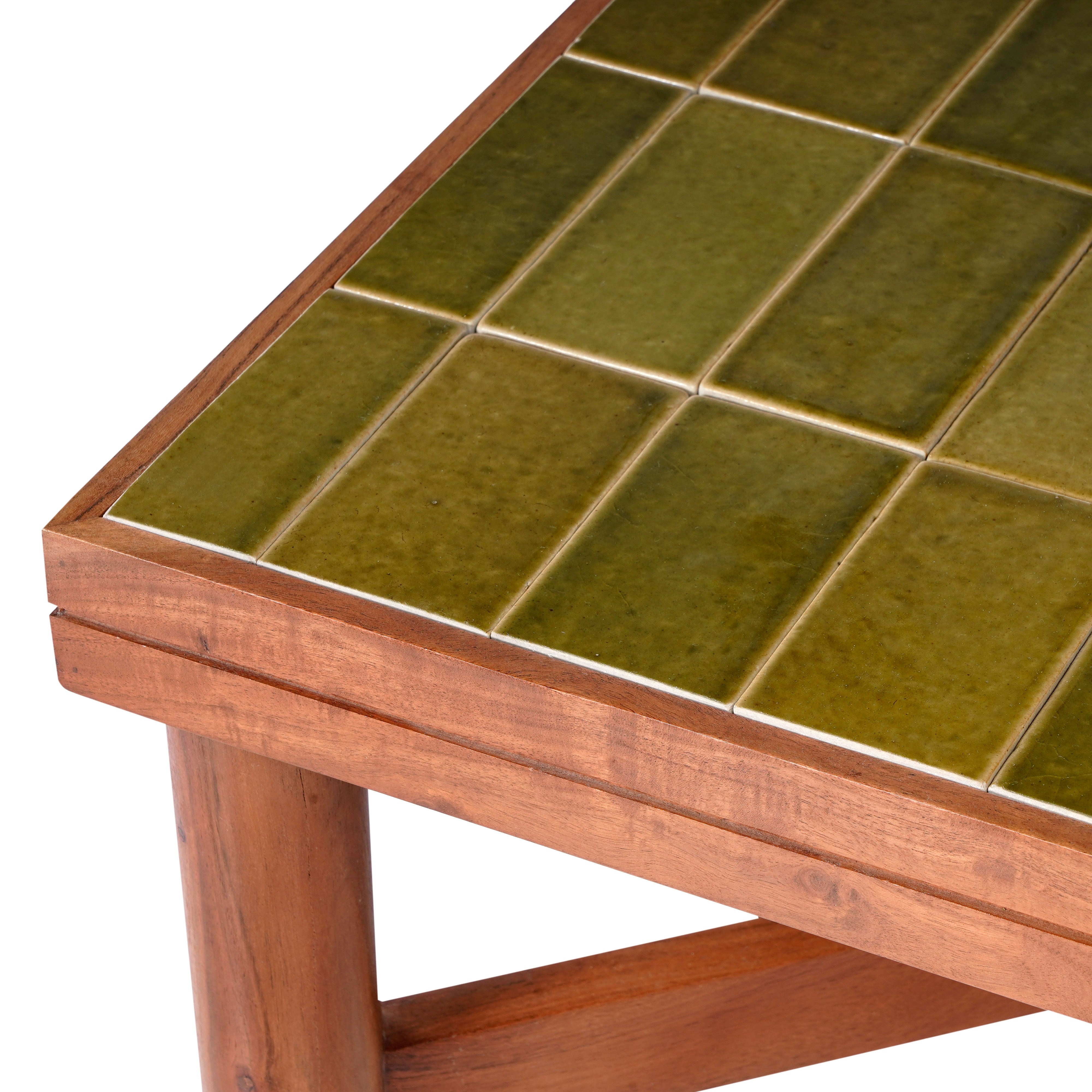GREEN / WALNUT