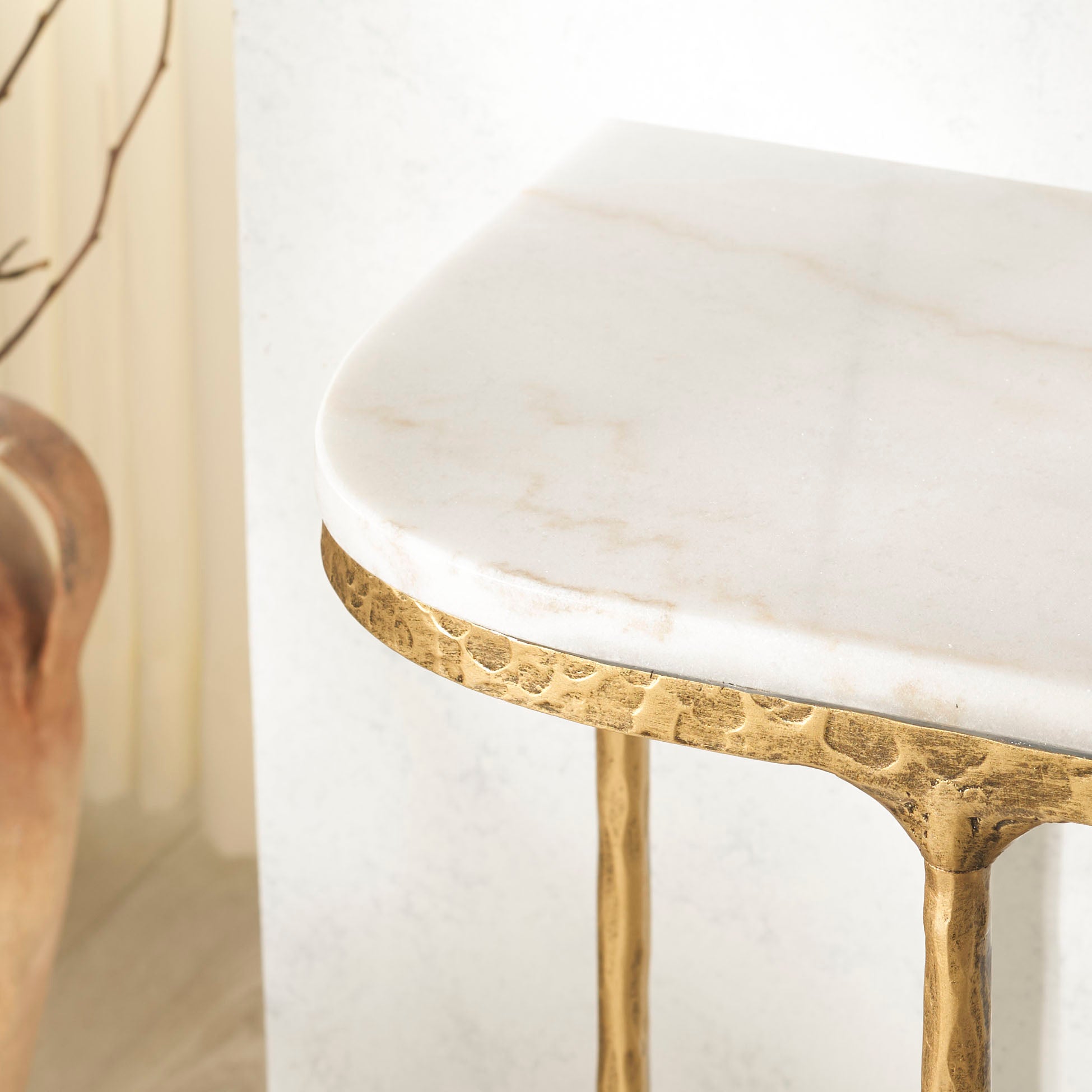 BRASS / WHITE