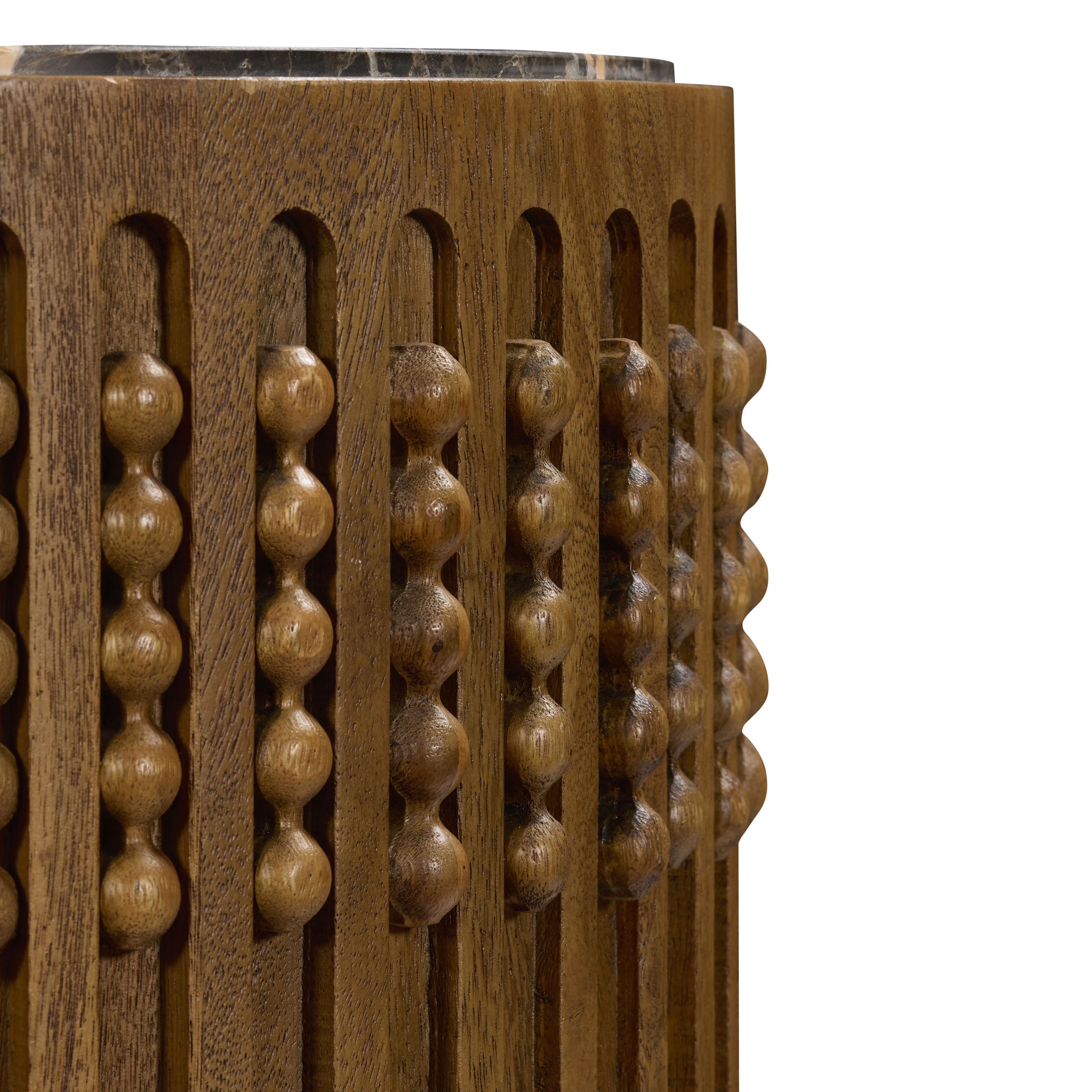 WALNUT / DARK BROWN