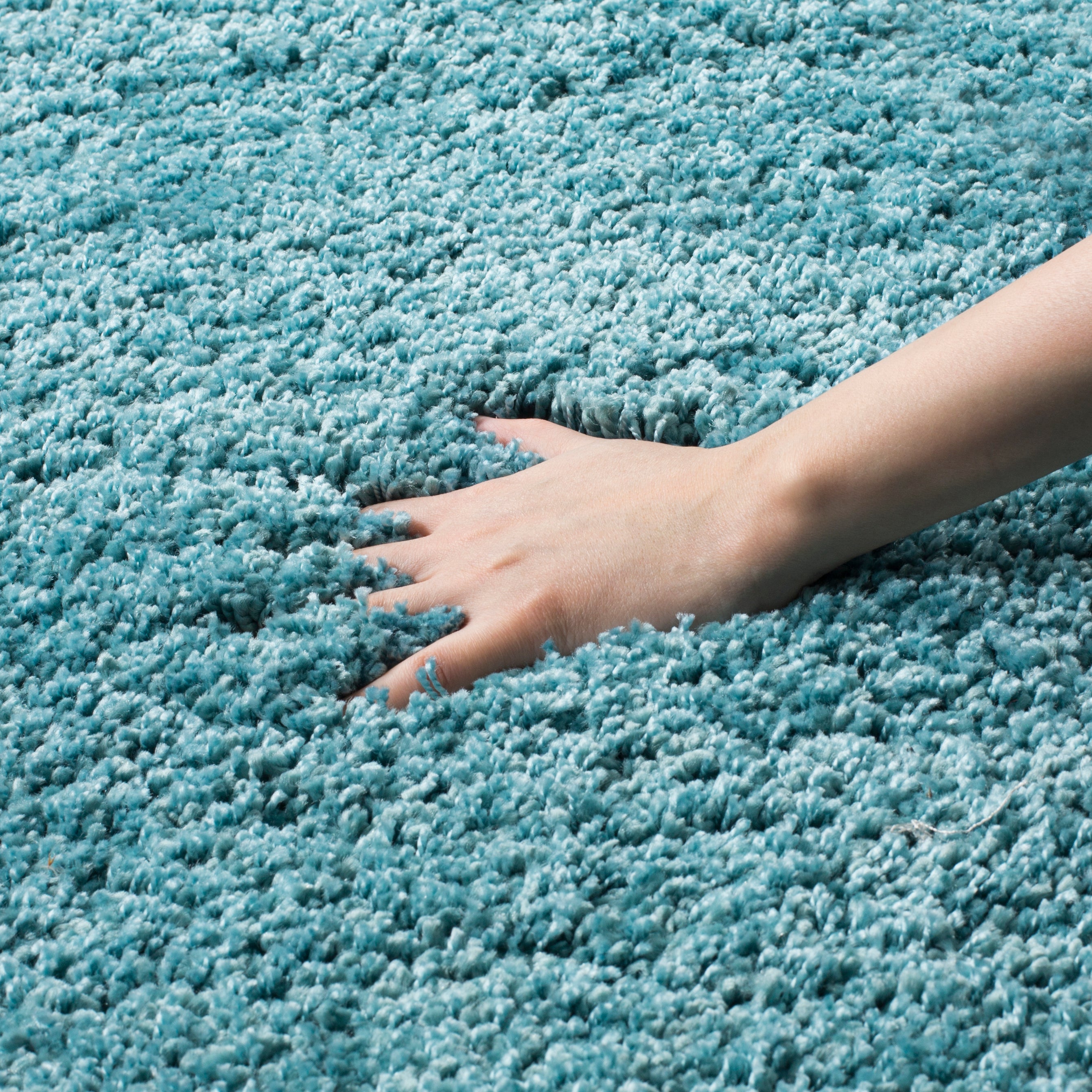AQUA BLUE