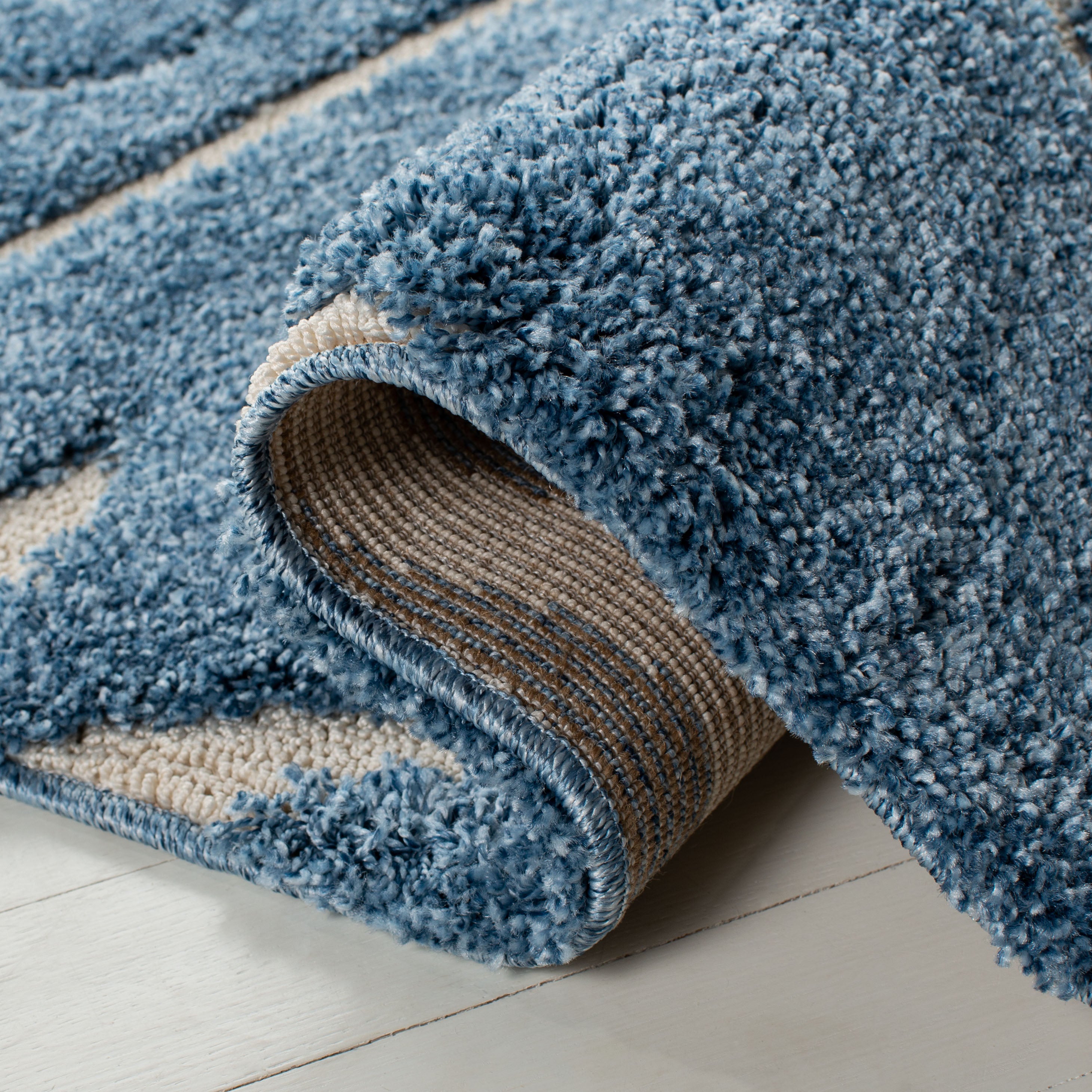 FLORIDA SHAG 455 – LIGHT BLUE / CREAM