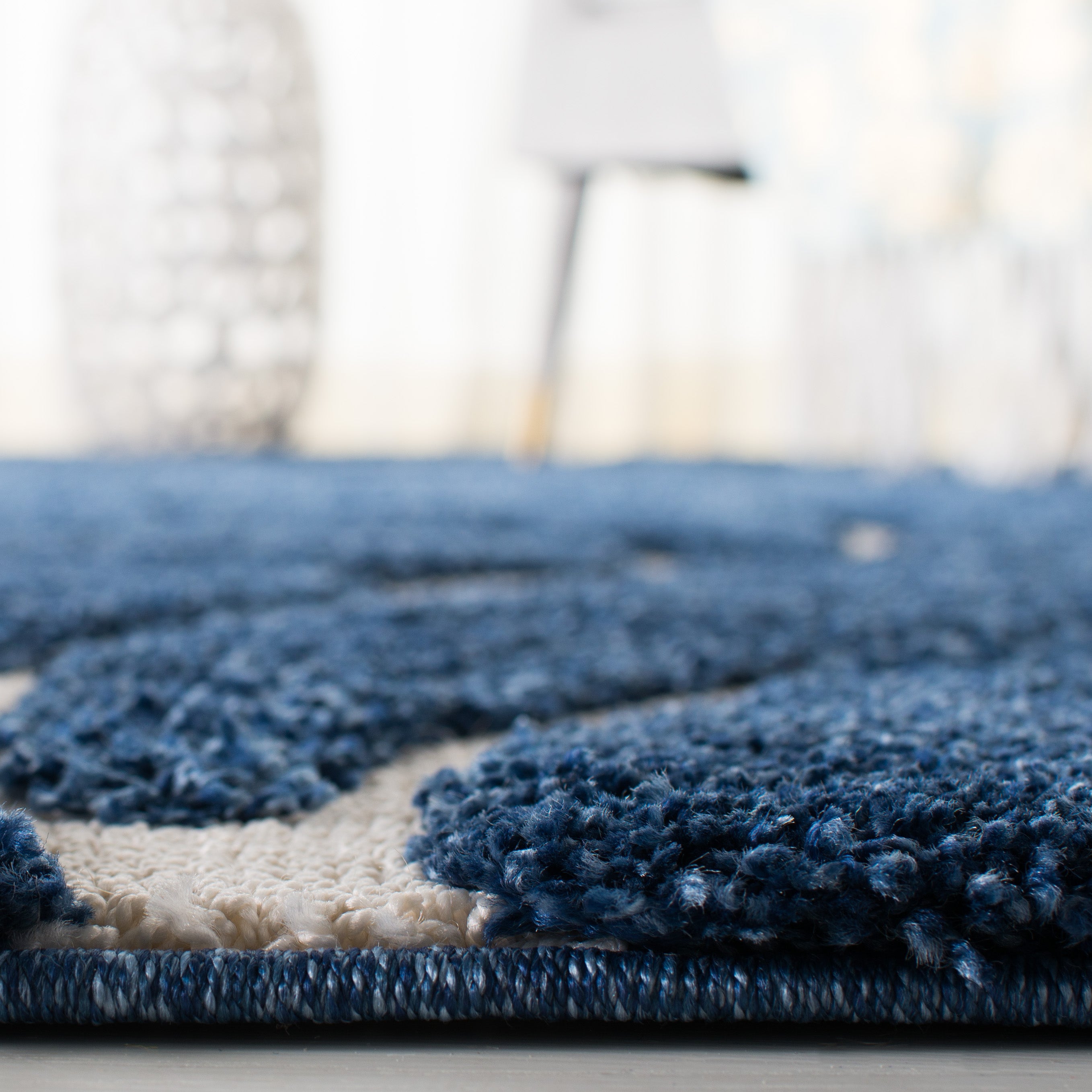 FLORIDA SHAG 455 – DARK BLUE / CREAM