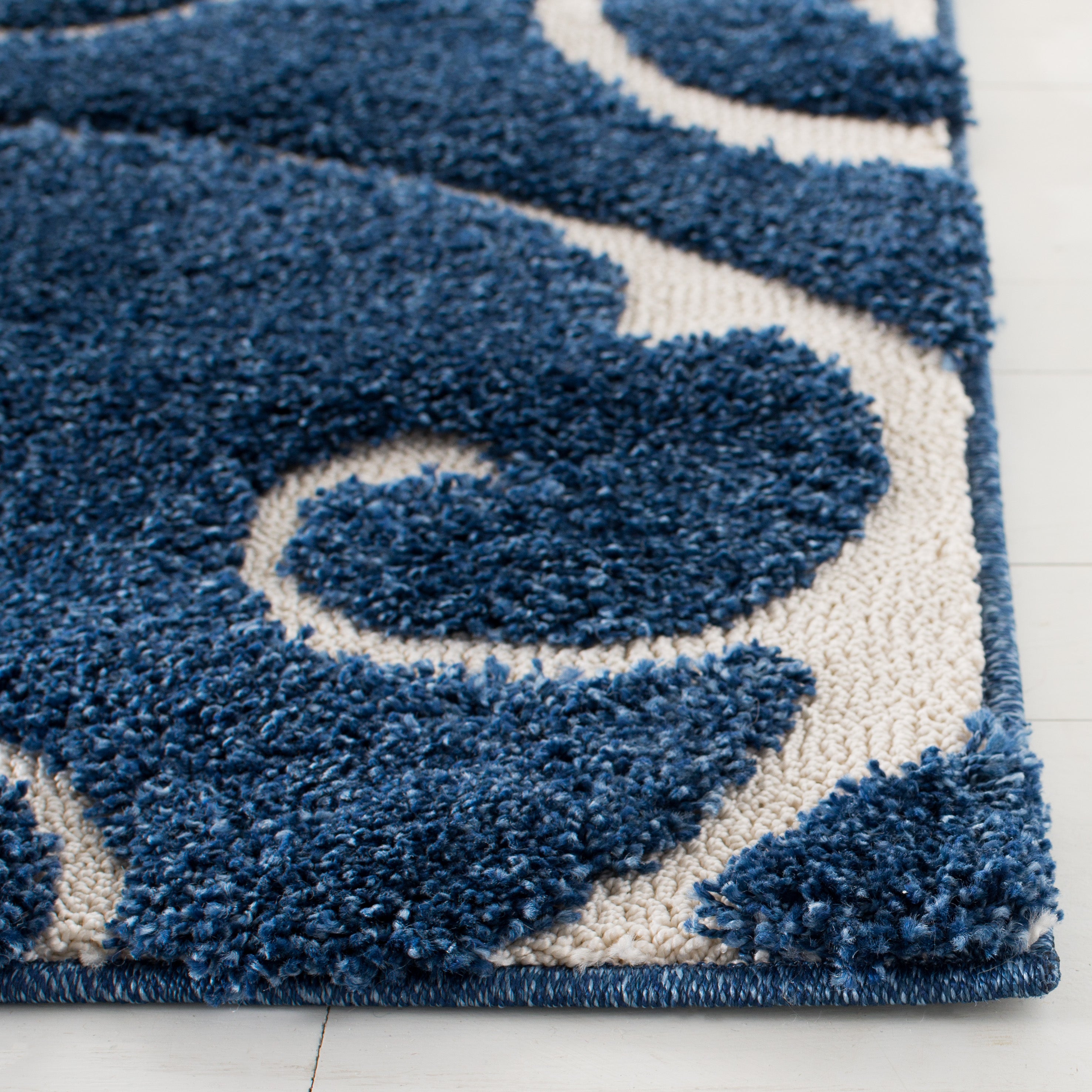 FLORIDA SHAG 455 – DARK BLUE / CREAM