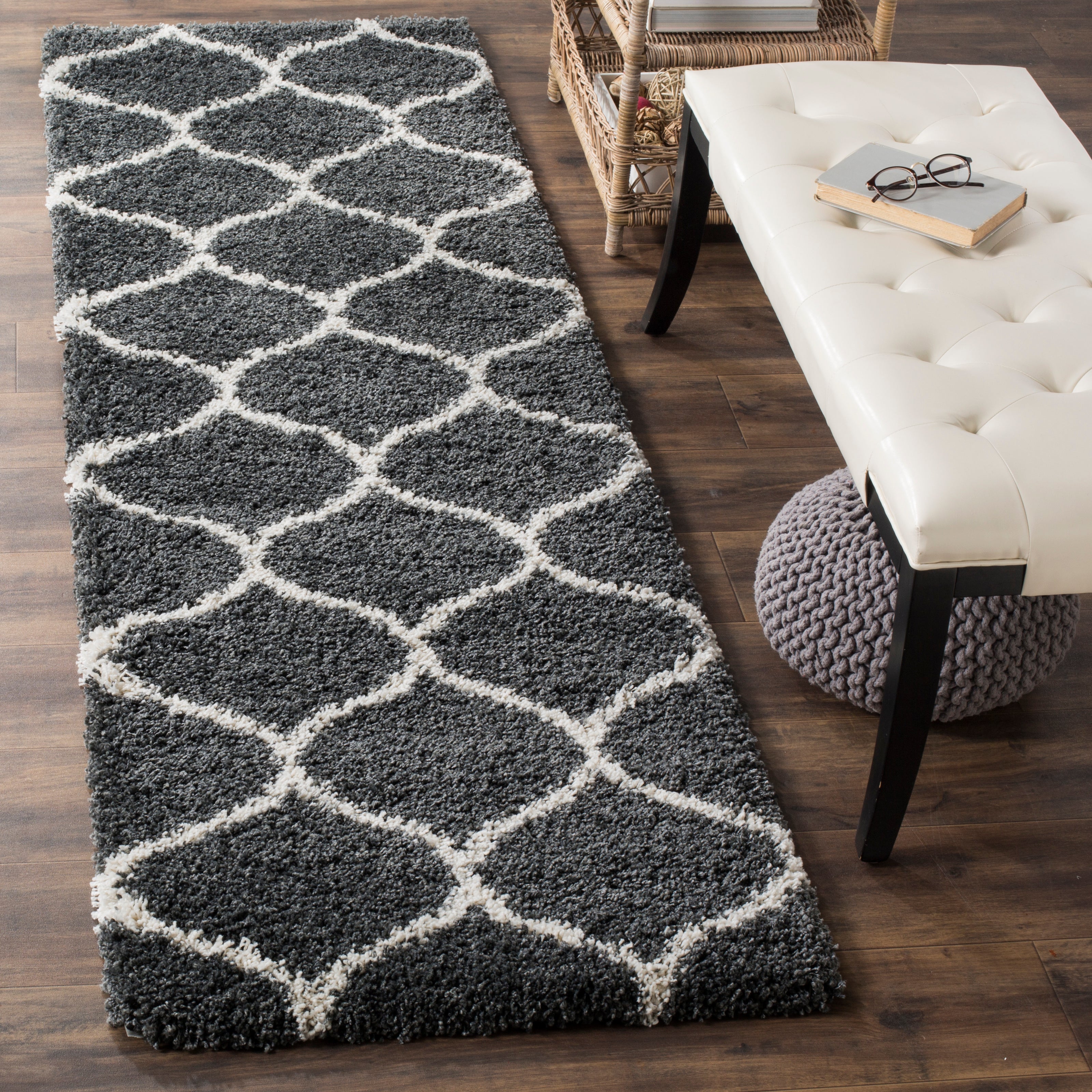 DARK GREY / IVORY