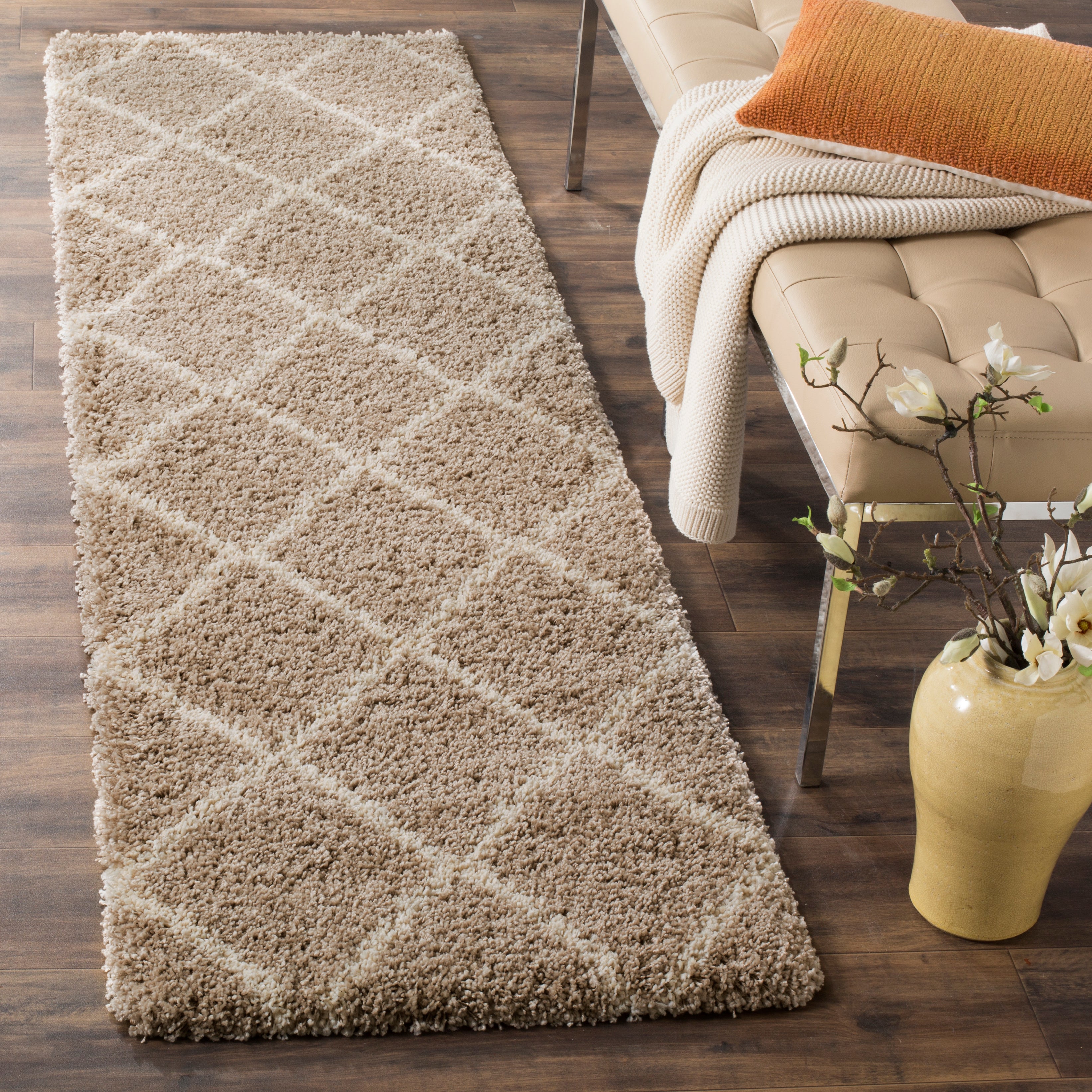 BEIGE / IVORY