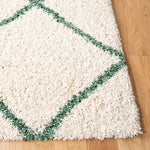 IVORY / GREEN