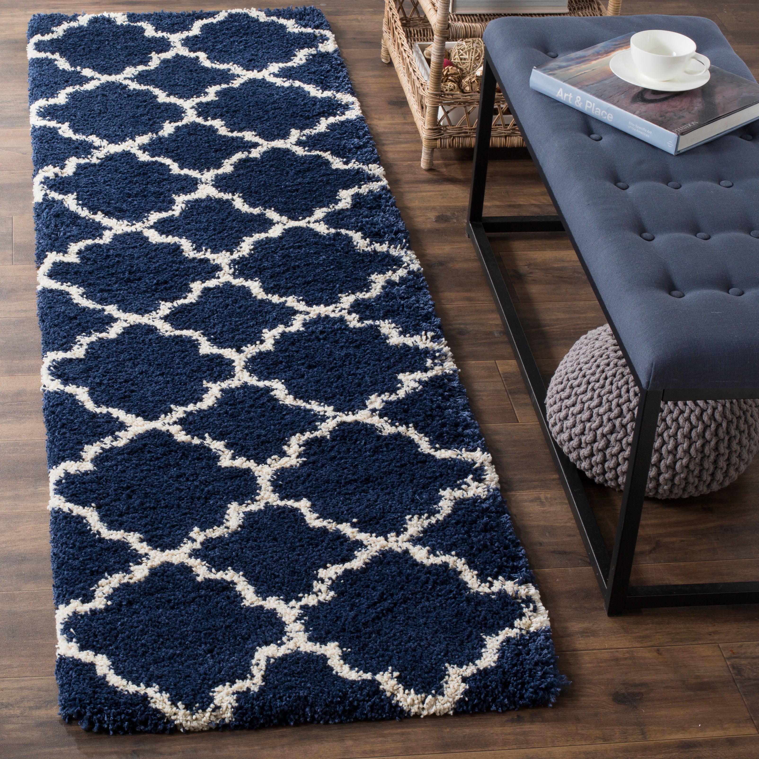 NAVY / IVORY
