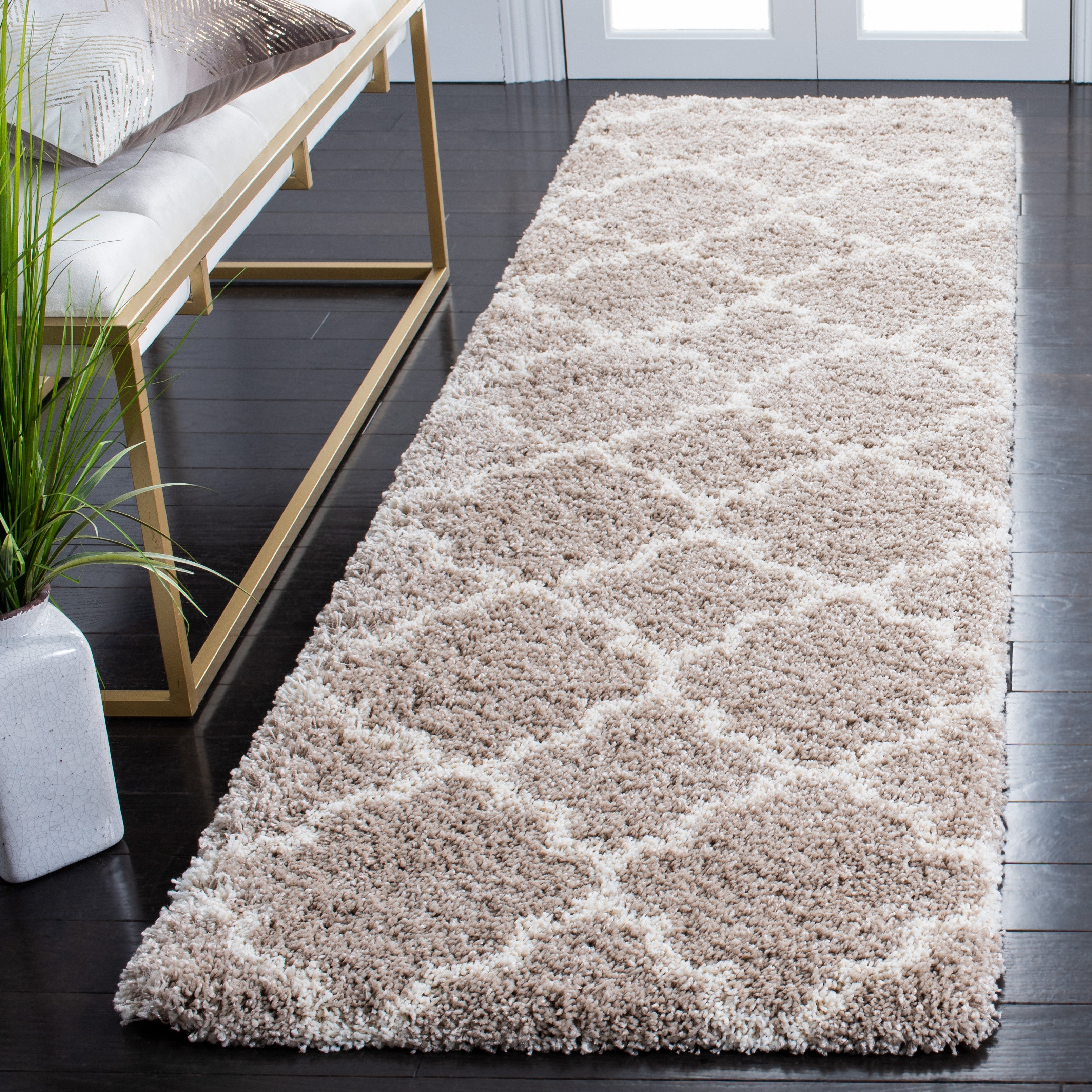 BEIGE / IVORY