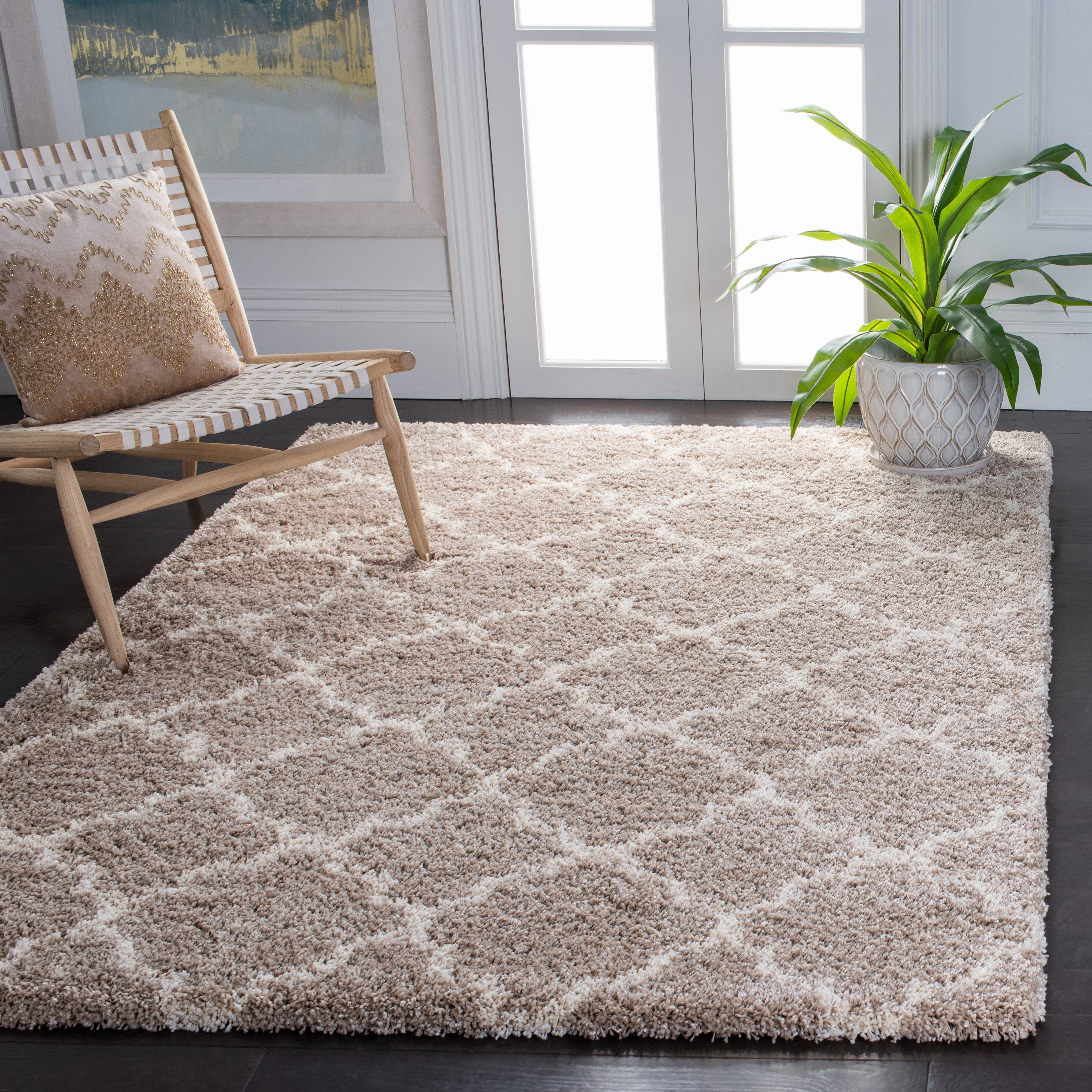 BEIGE / IVORY