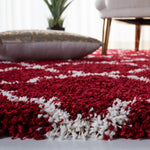 RED / IVORY
