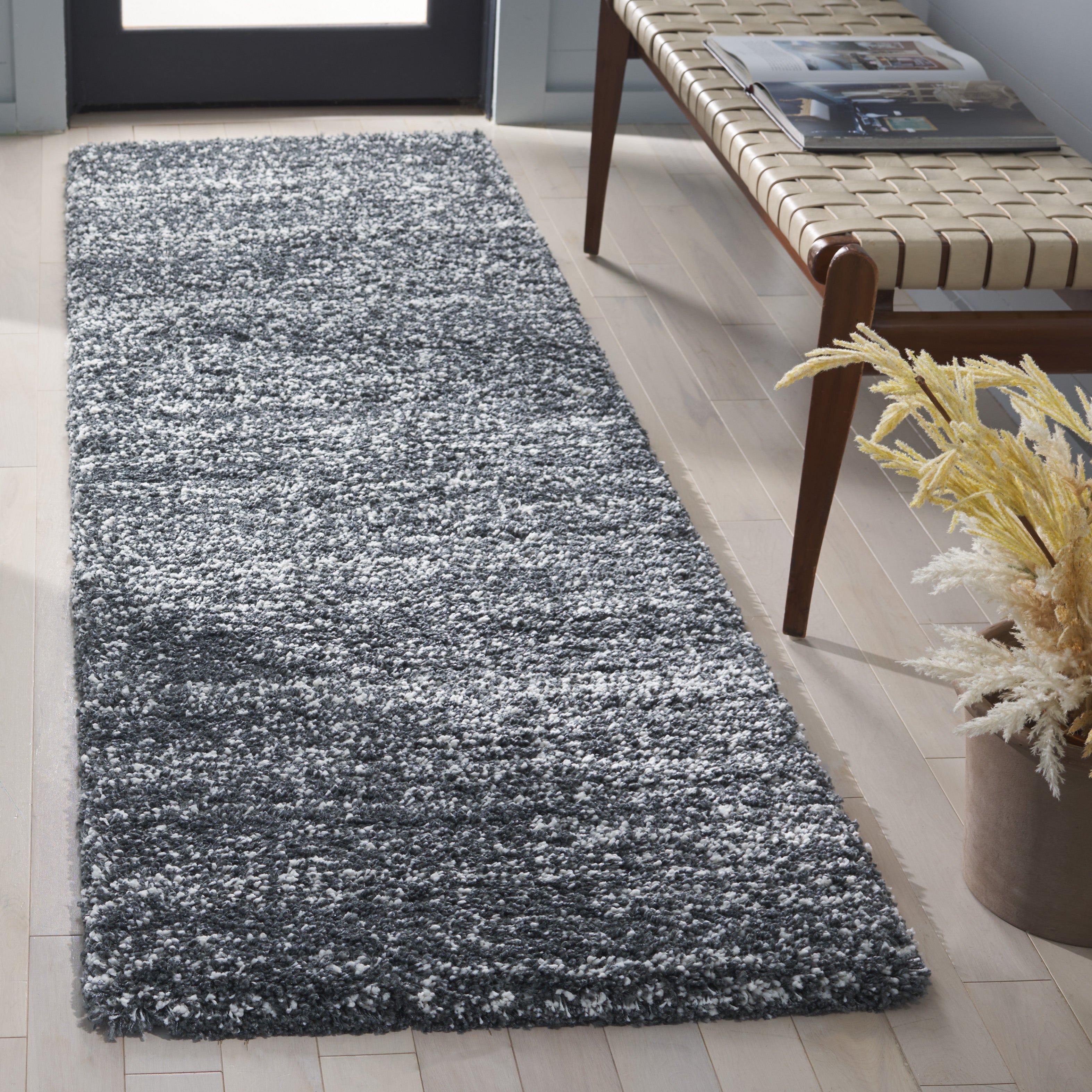 DARK GREY / IVORY