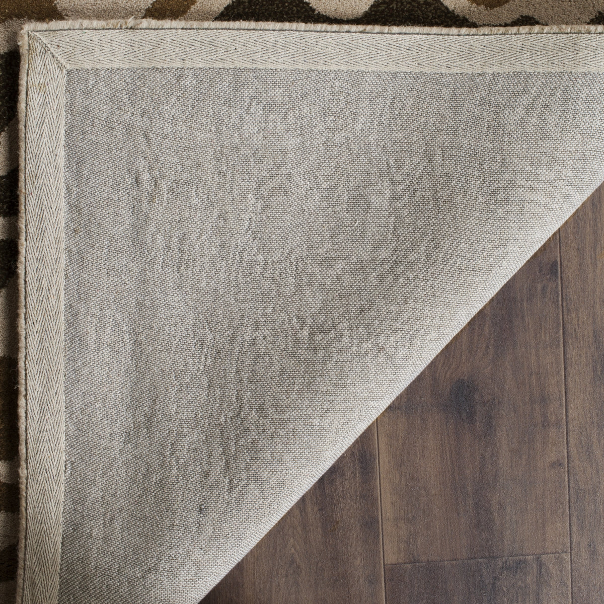 BEIGE / BROWN